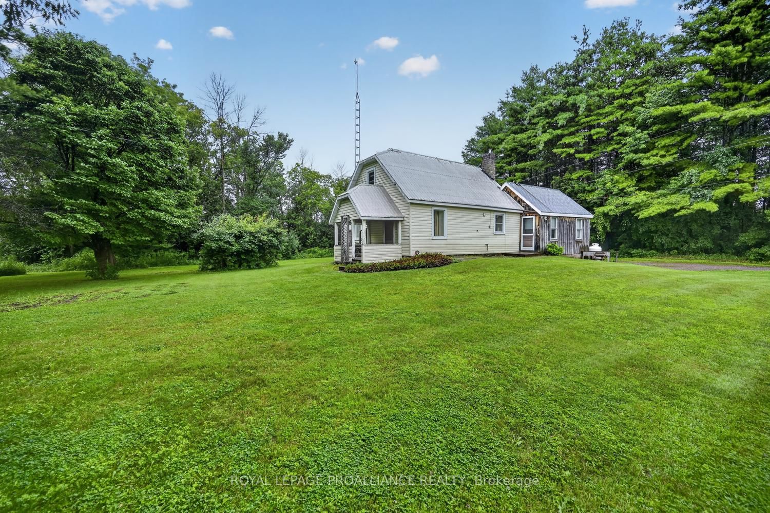 11836 Rocksprings Road, Elizabethtown-Kitley, ON K0G 1R0 photo 2
