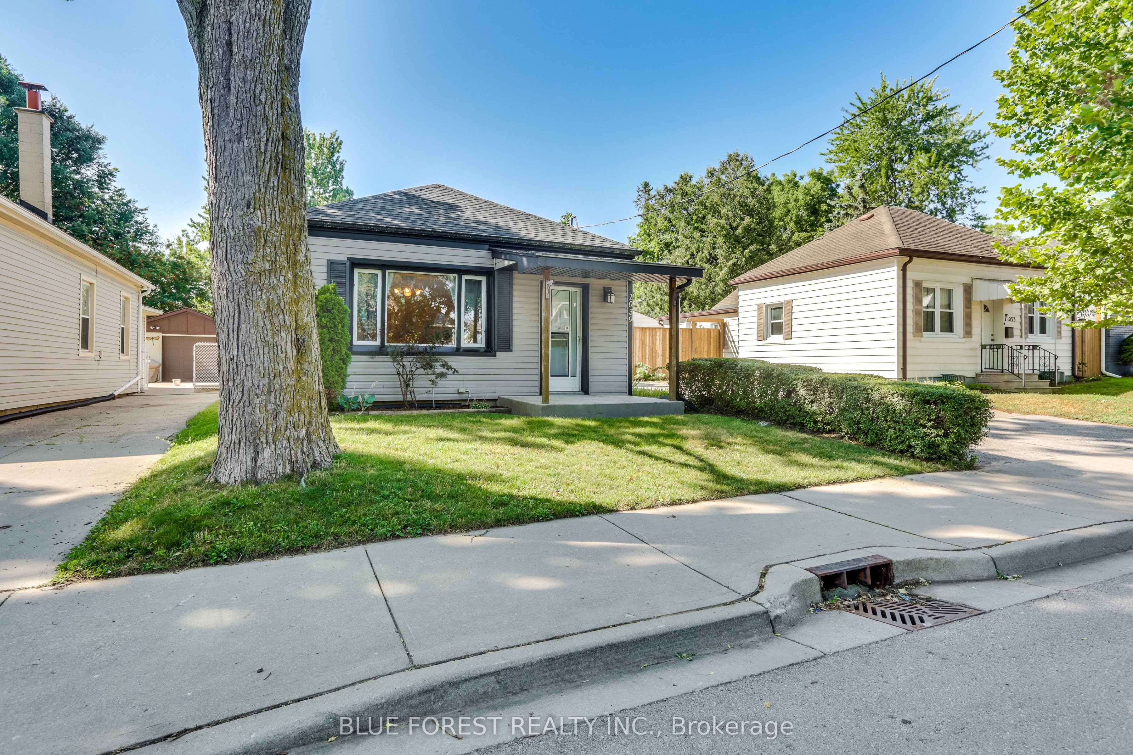 1039 Frances Street, London East, ON N5W 2L8 photo 2