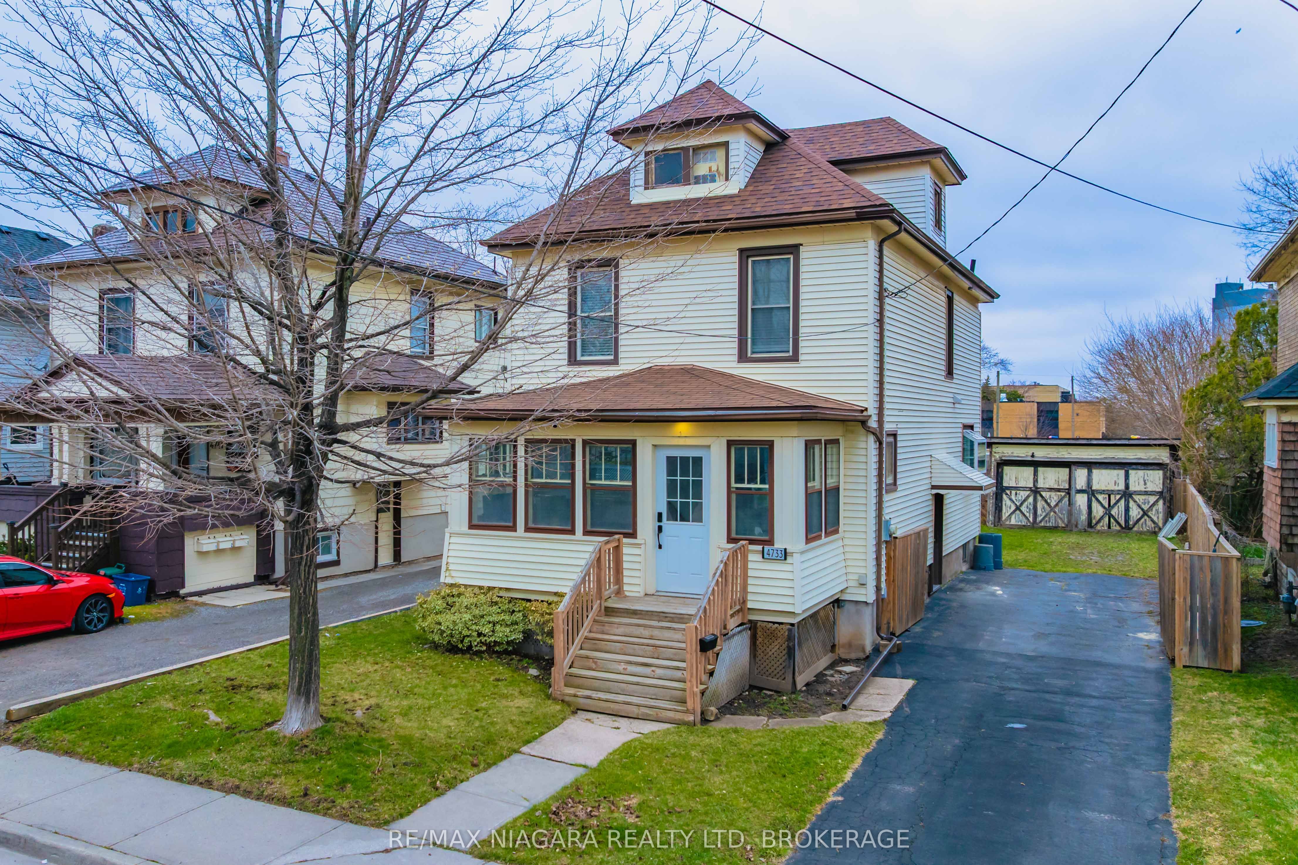 4733 Jepson Street, Niagara Falls, ON L2E 1J7 photo 2