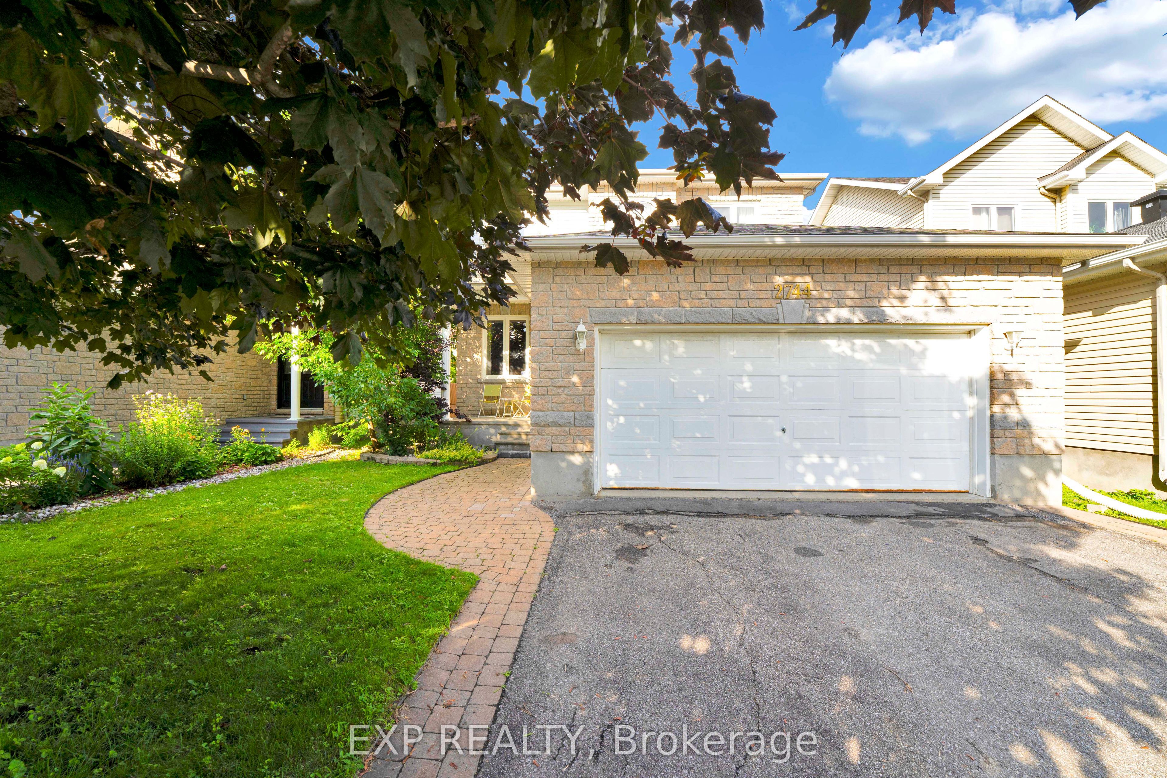 2744 Sylvain Street, Clarence-Rockland, ON K4K 1S6 photo 2