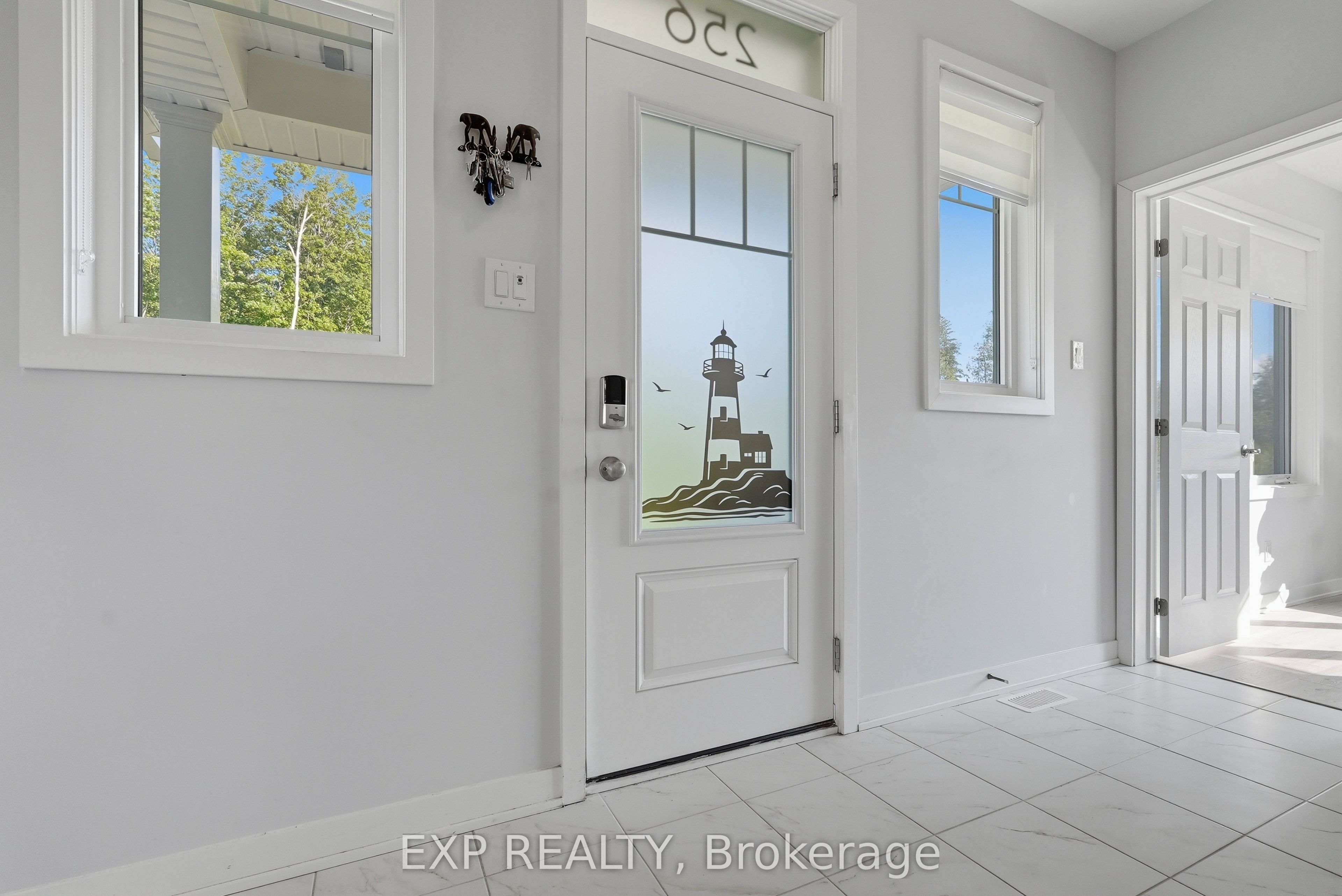 256 Billrian Crescent, Stittsville - Munster - Richmond, ON K2S 3A5 photo 4
