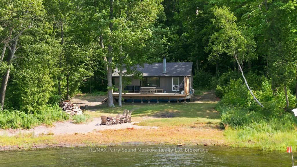 169 Paradise Lane, First Nations, ON P2A 2X4
