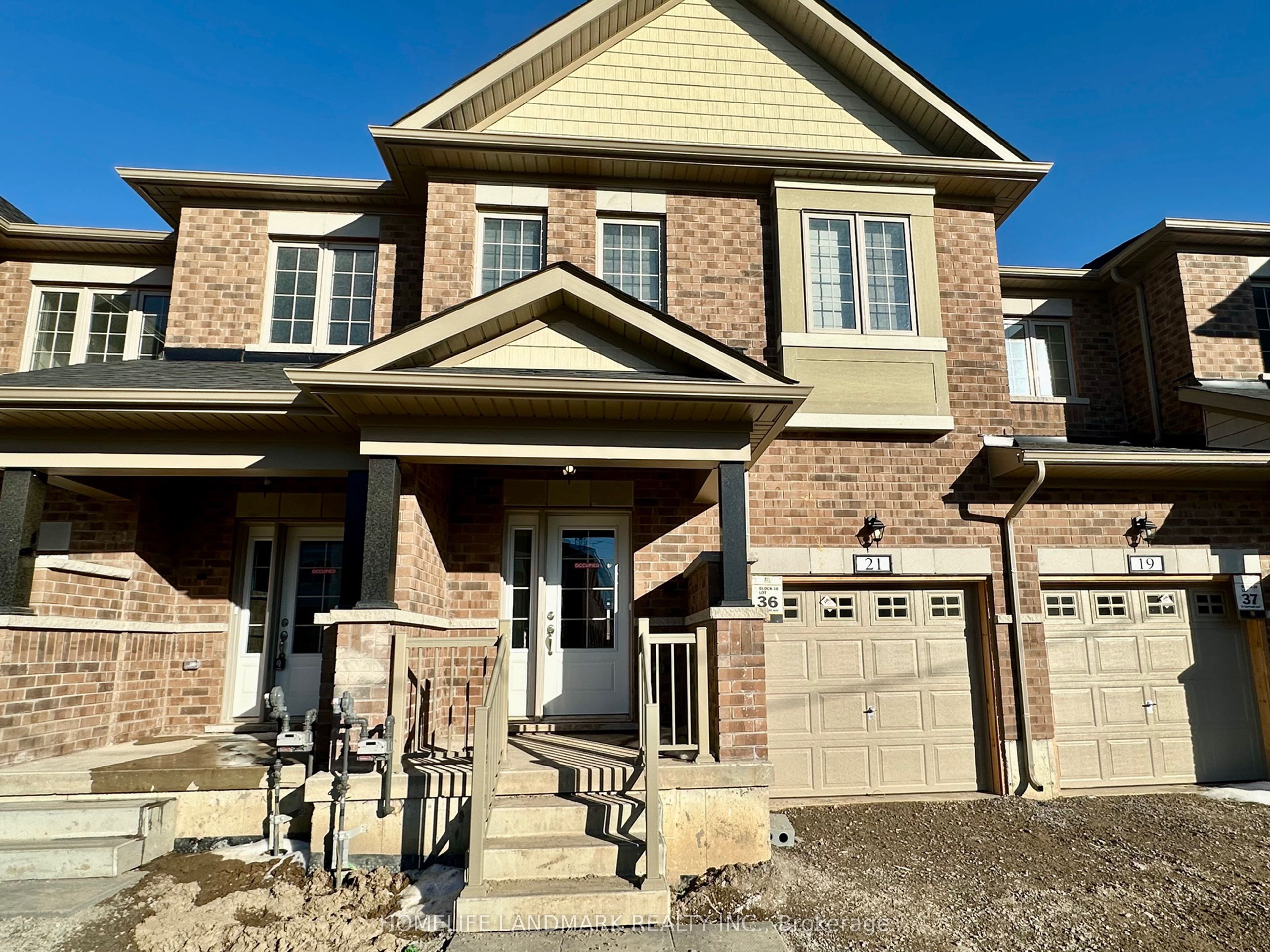 21 Sapphire Way, Thorold, ON L0S 1A0