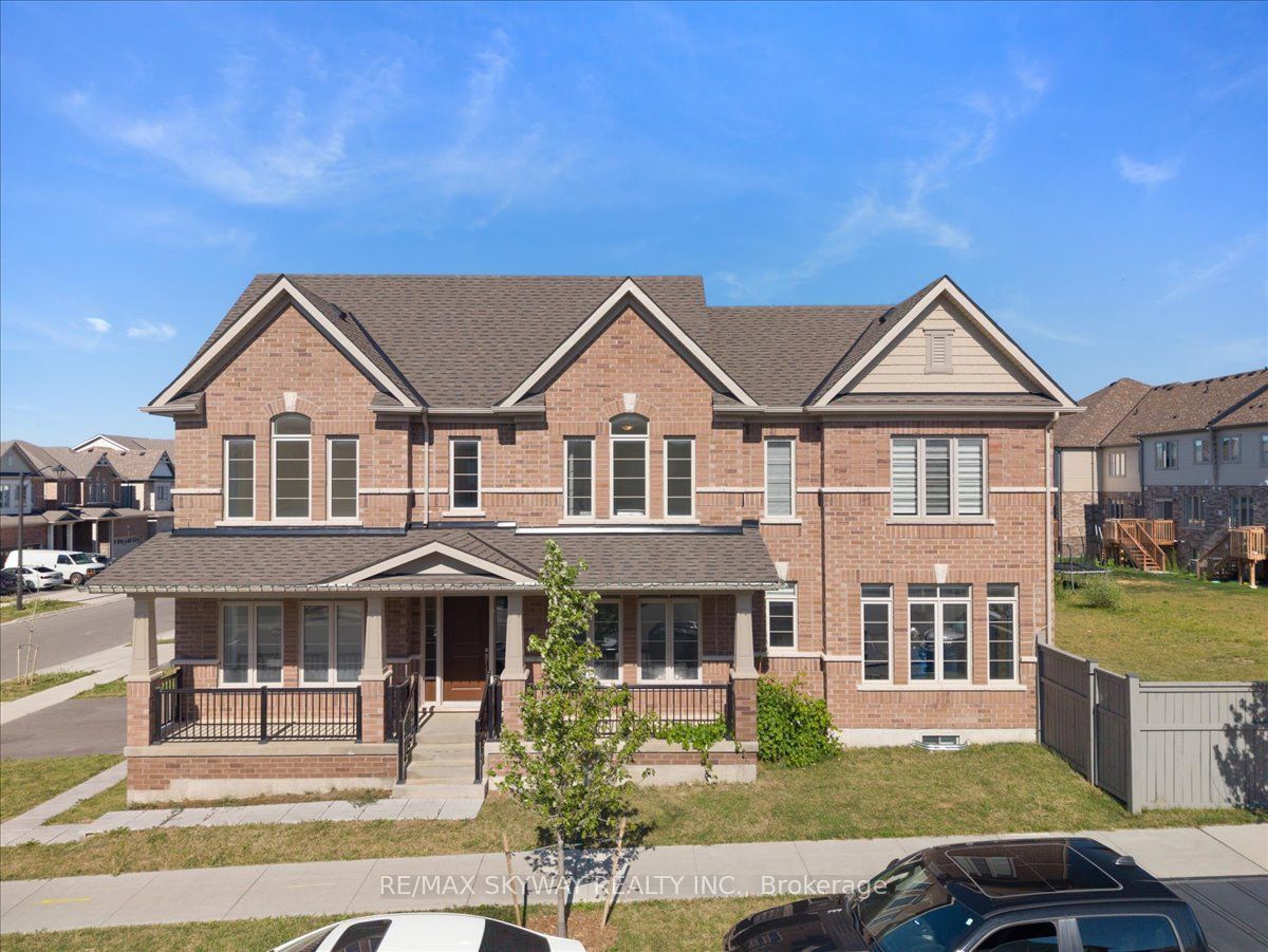 2 Georgina Street, Kitchener, ON N2R 0S6