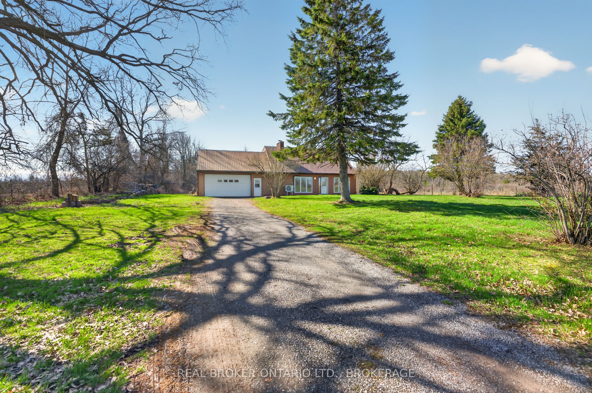 2268 Mcintyre Road, Loyalist, ON K0H 1G0