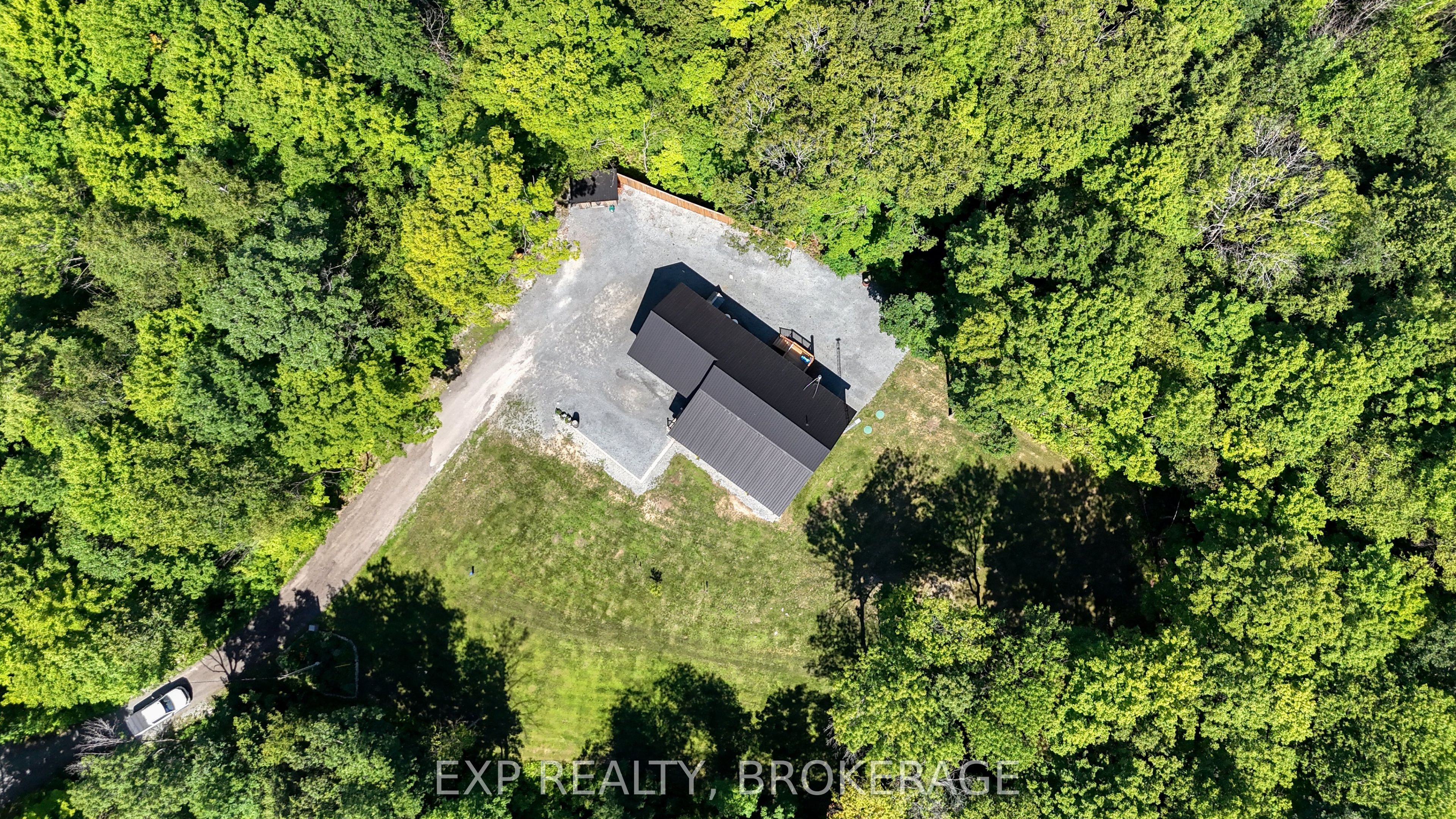 1020 HILL Road, Frontenac, ON K0H 1T0 photo 3