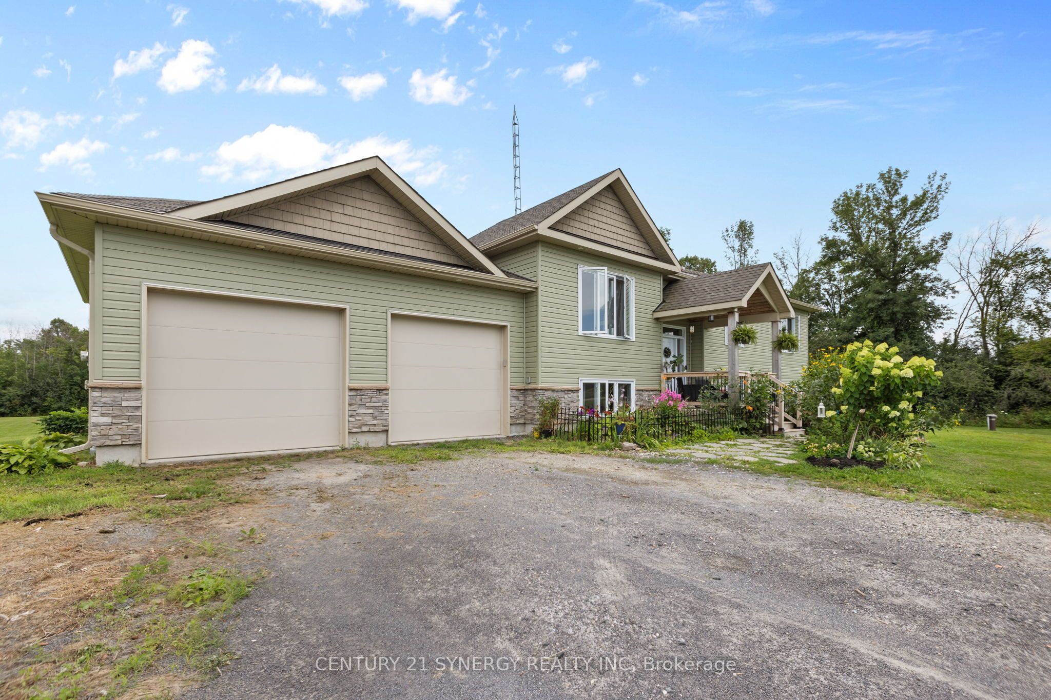 2425 Ferguson Falls Road, Drummond/North Elmsley, ON K0G 1K0 photo 2