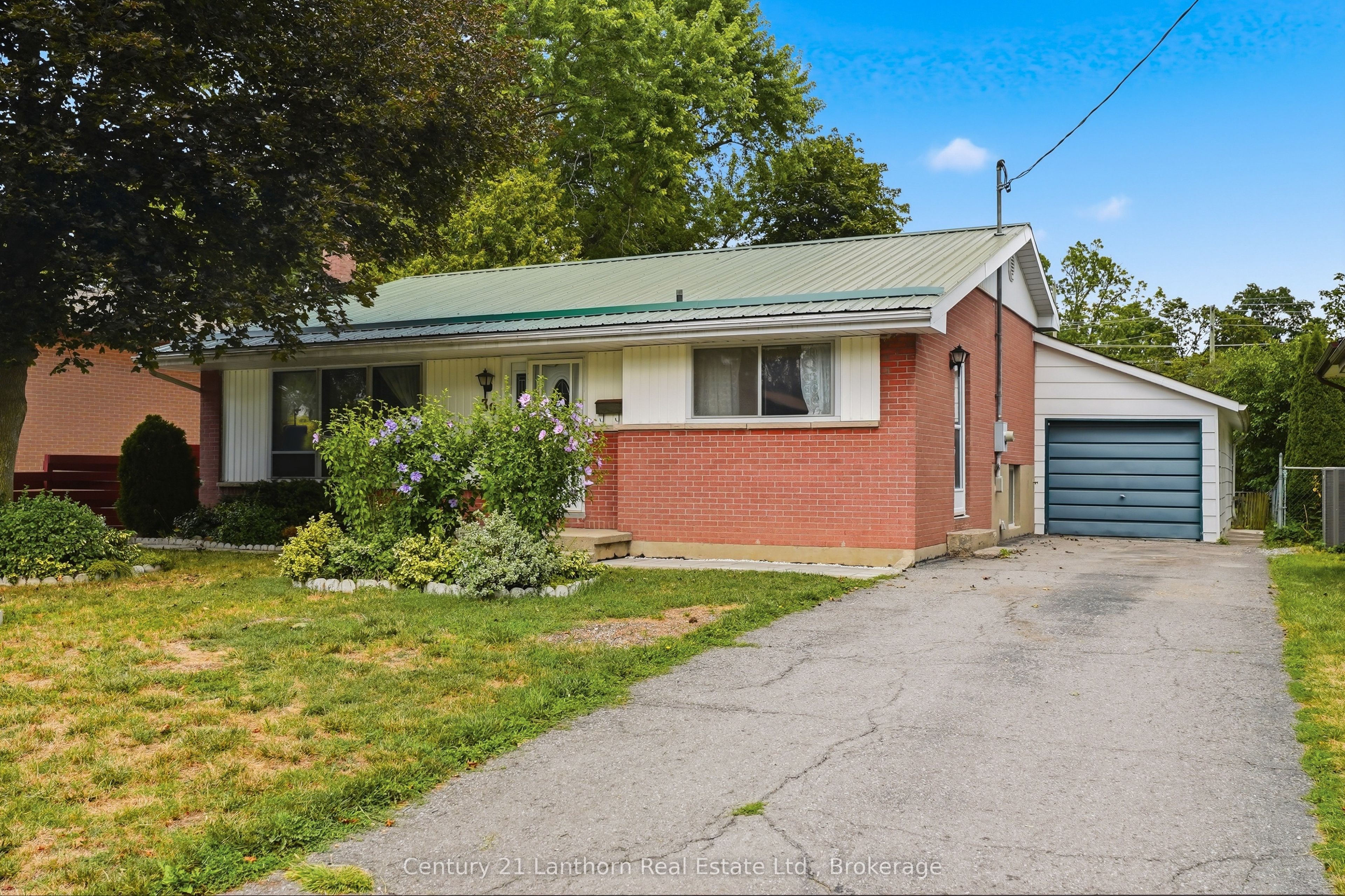 39 Linton Park Road, Belleville, ON K8N 4K7 photo 2