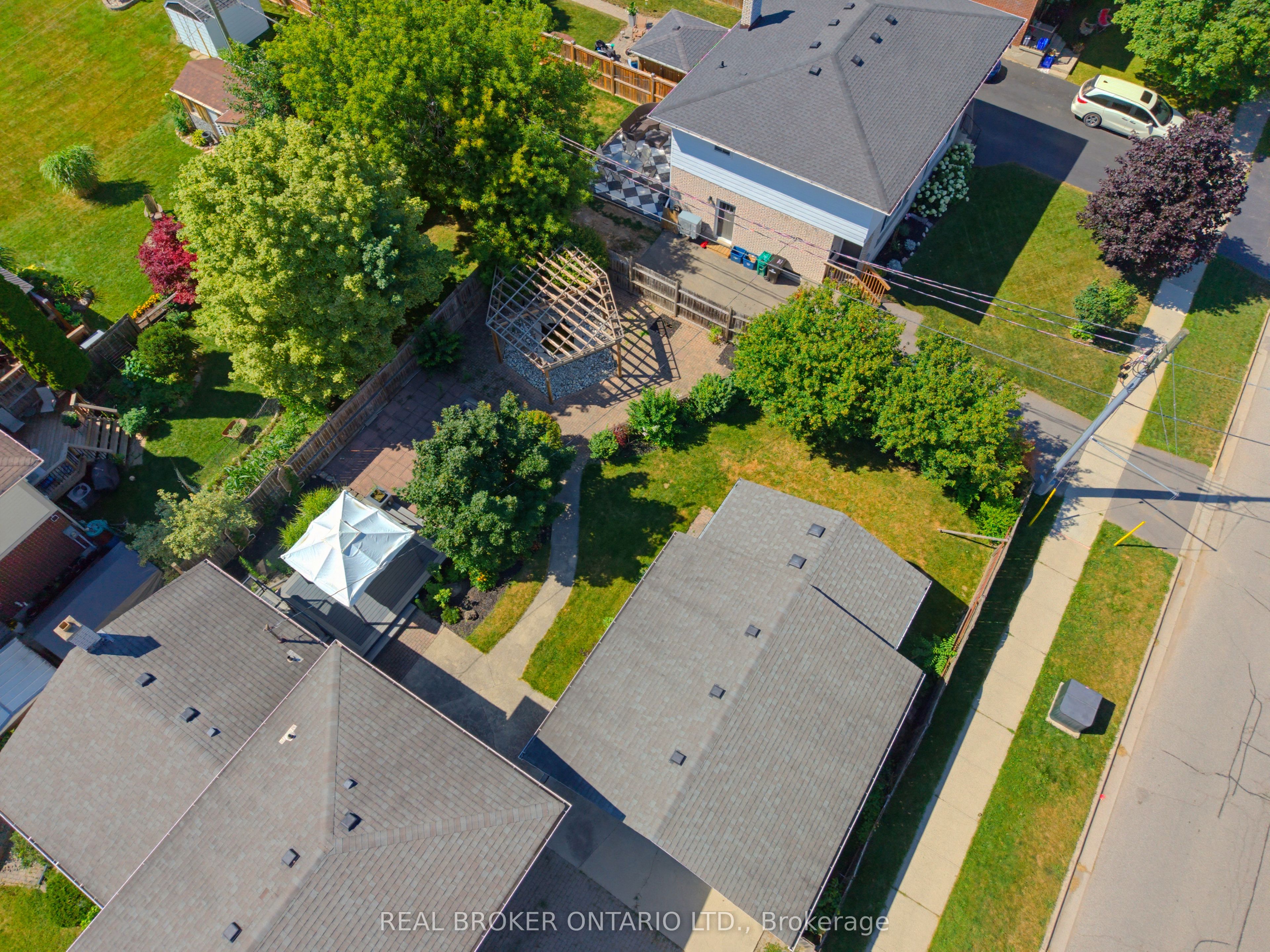 94 First Street W, Woolwich, ON N3B 1H1 photo 5