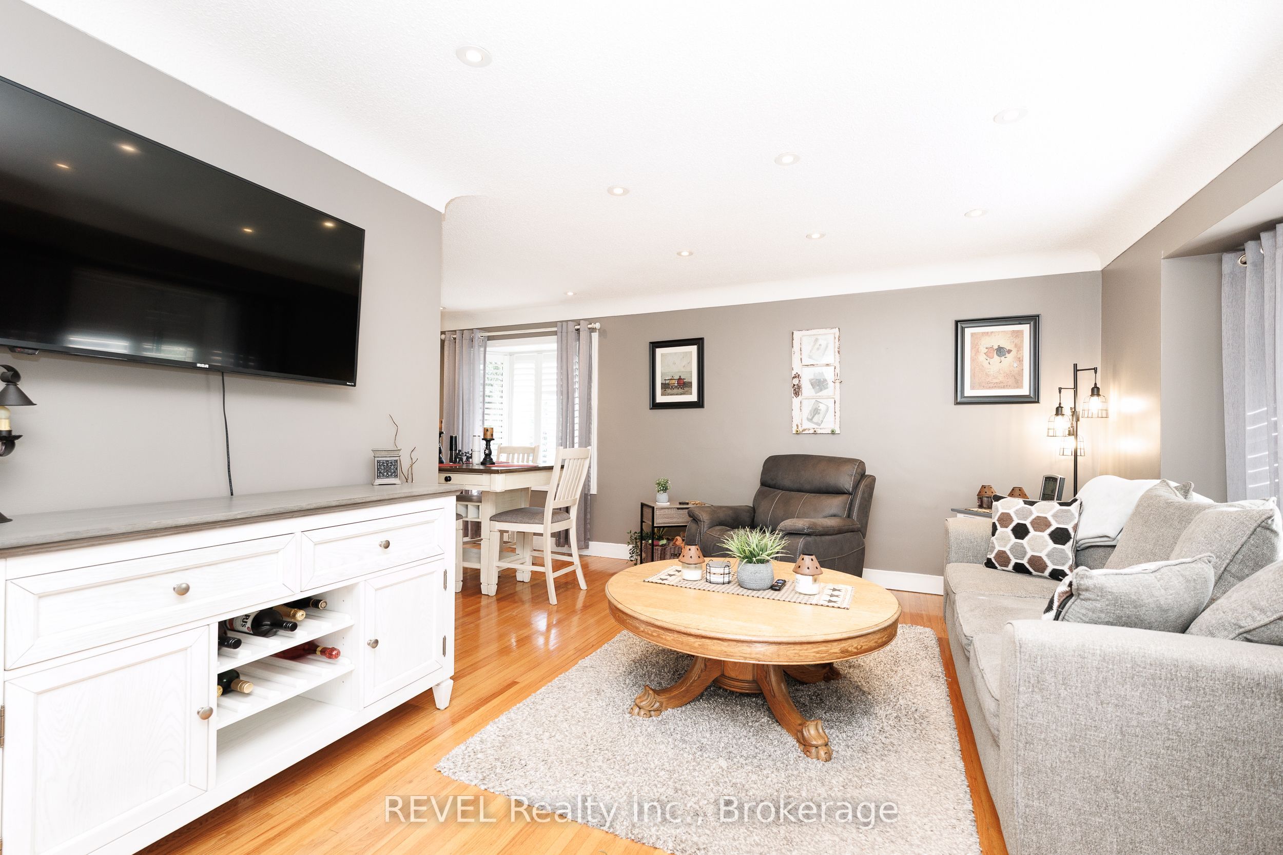3385 Callan Street, Niagara Falls, ON L2G 6K7 photo 4