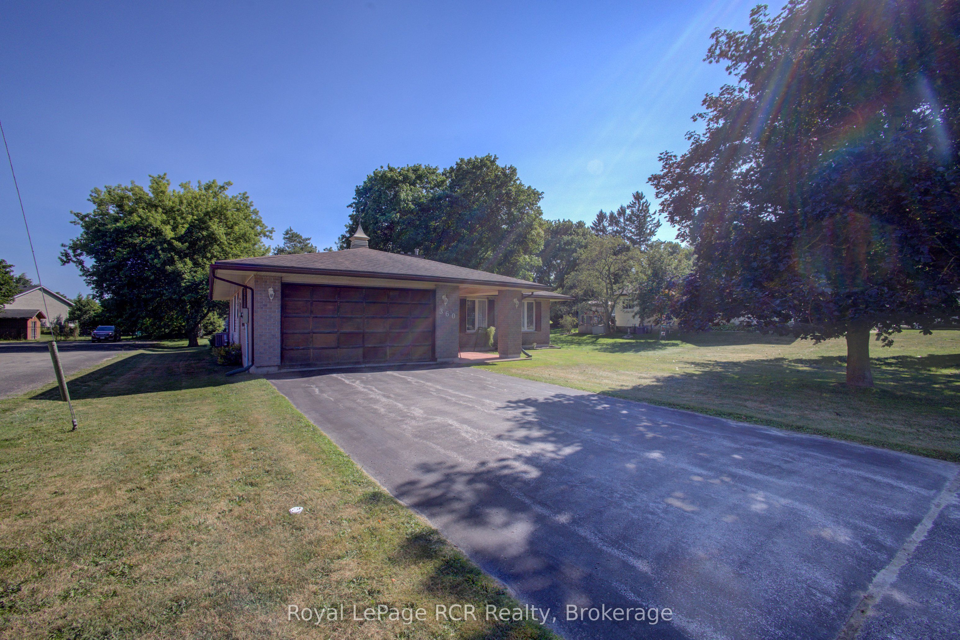360 Main Street W, Minto, ON N0G 2P0 photo 4