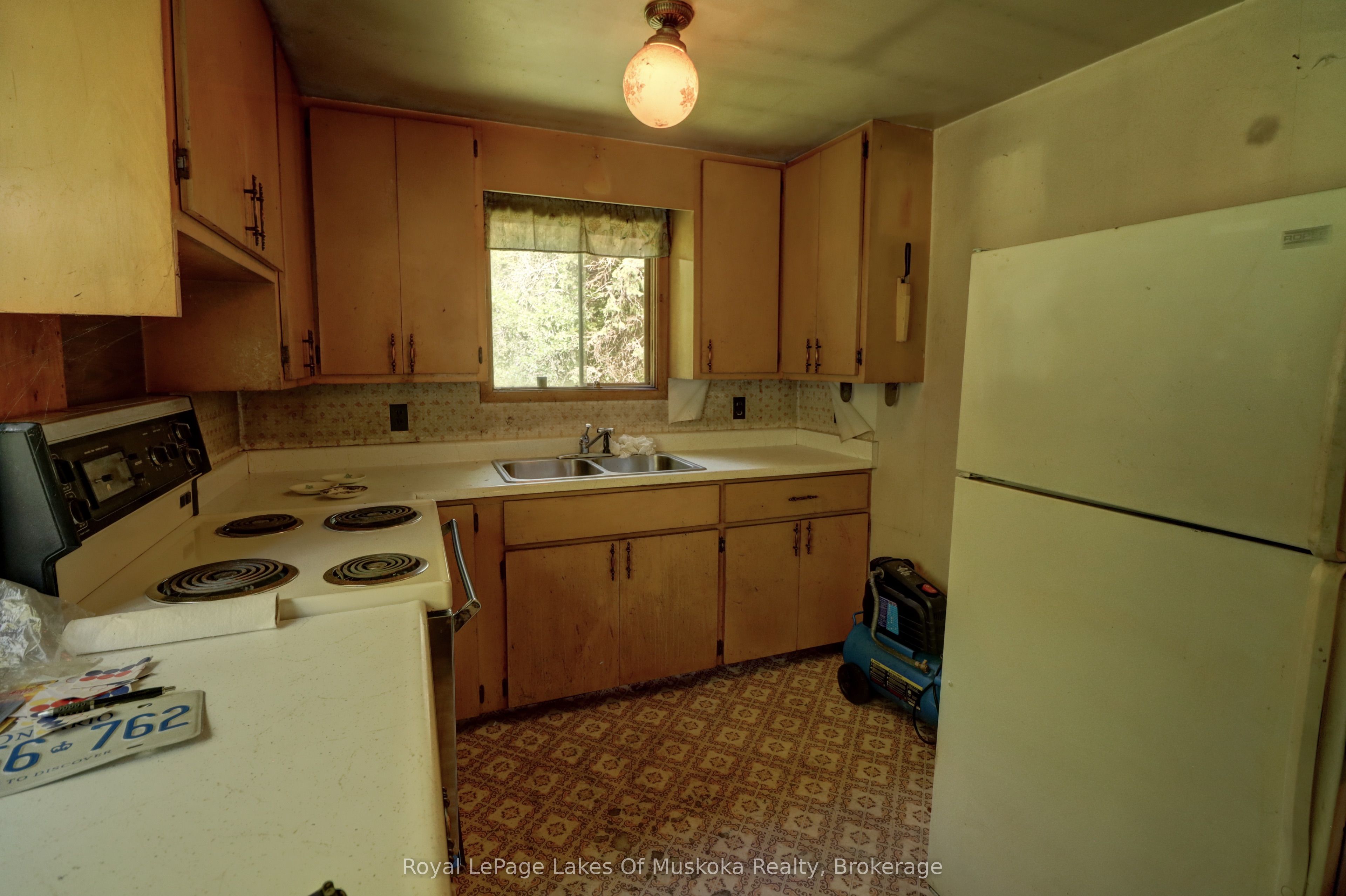 182 Old School House Road, Huntsville, ON P1H 2J4 photo 4