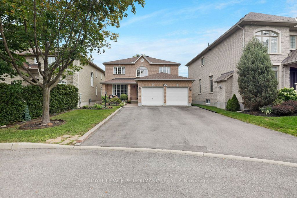28 Monet Court, Blossom Park - Airport and Area, ON K1T 4B6