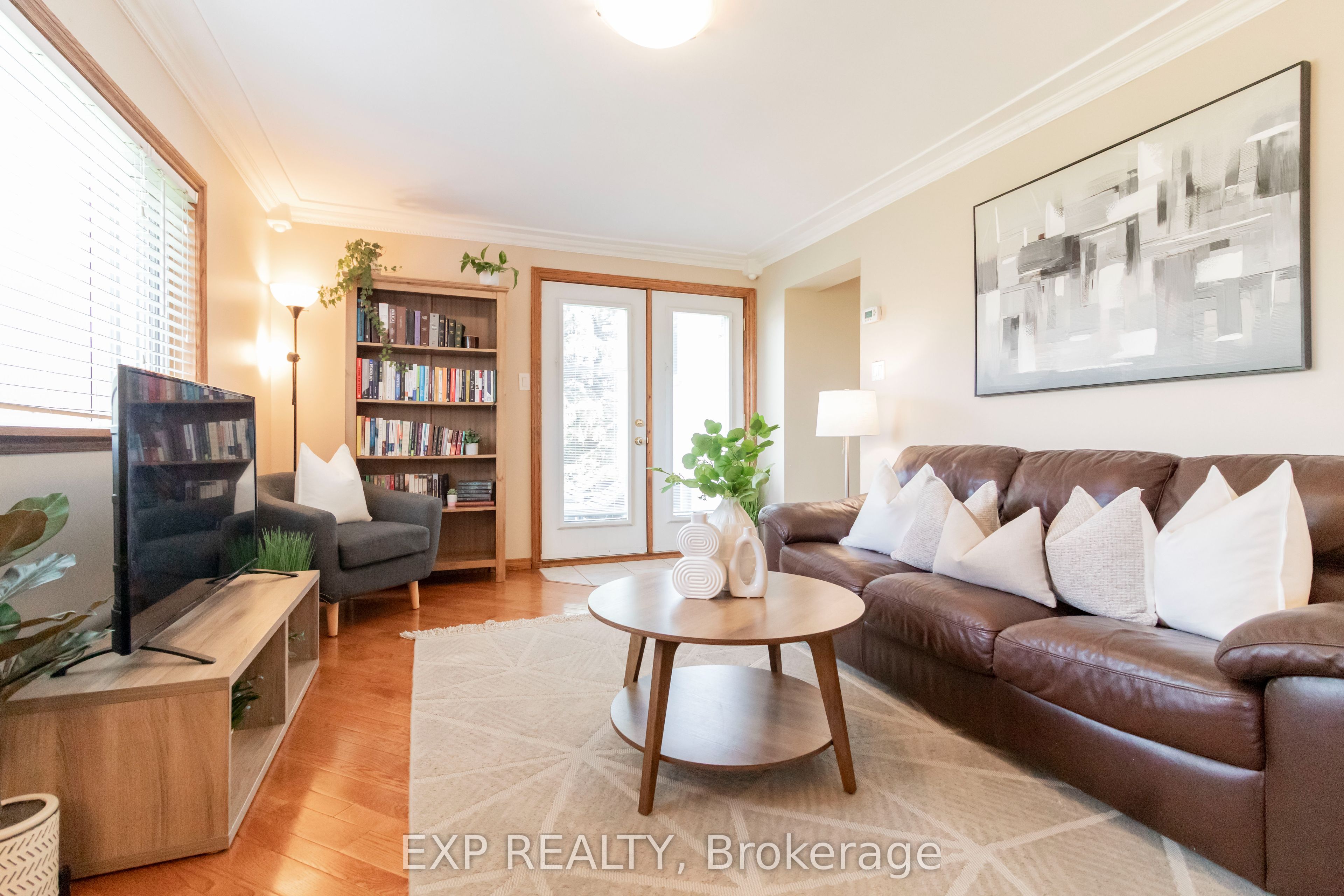 3988 Galt Street, Perth East, ON N0B 2P0 photo 3