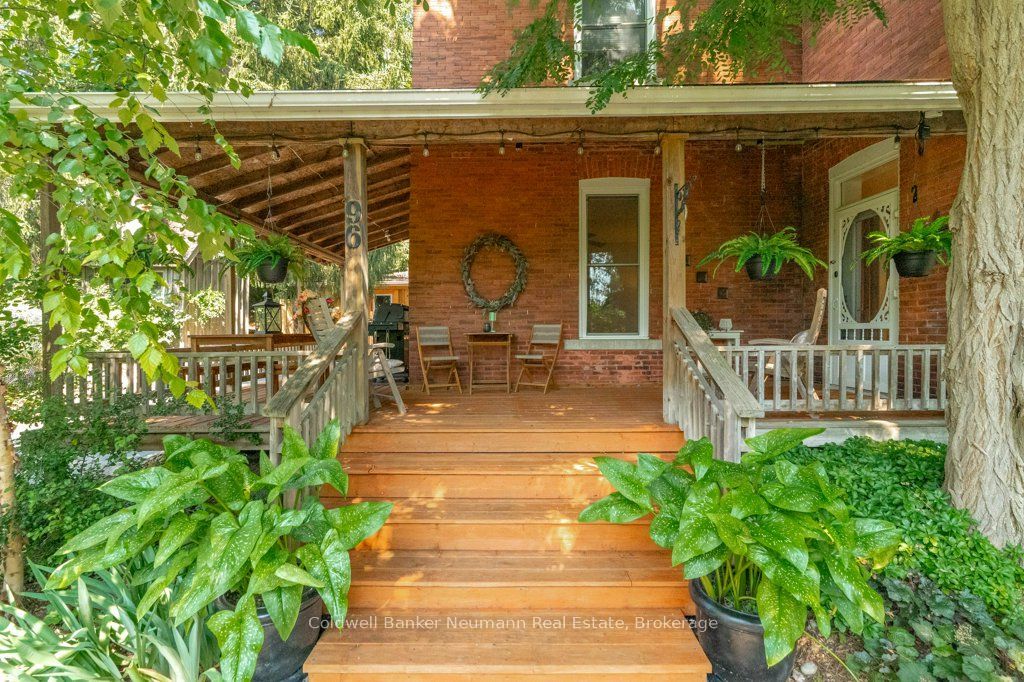 96 Grove Street, Guelph, ON N1E 2W5