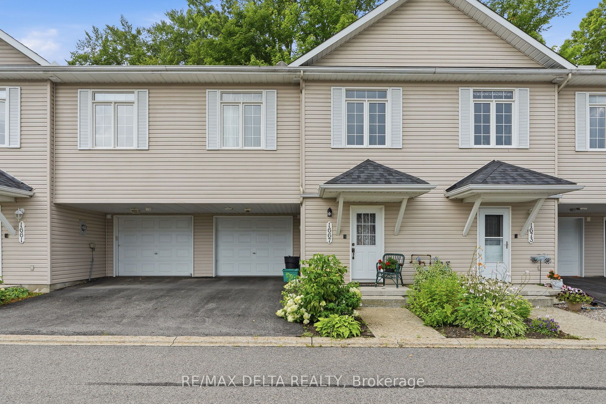 1667 Manon Street, Clarence-Rockland, ON K4K 1T9 photo 2