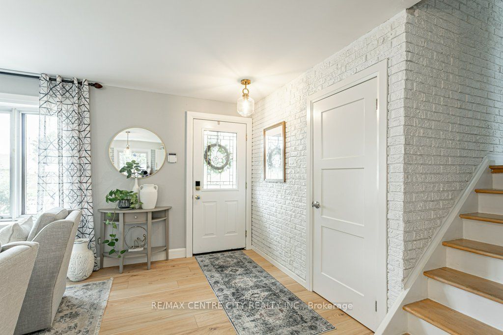 380 Magnolia Crescent, London East, ON N5Y 4S9 photo 4