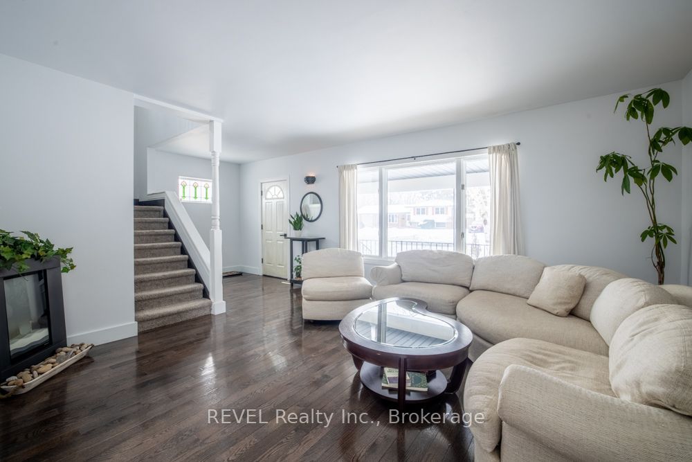 3852 Highland Drive, Fort Erie, ON L0S 1N0 photo 3