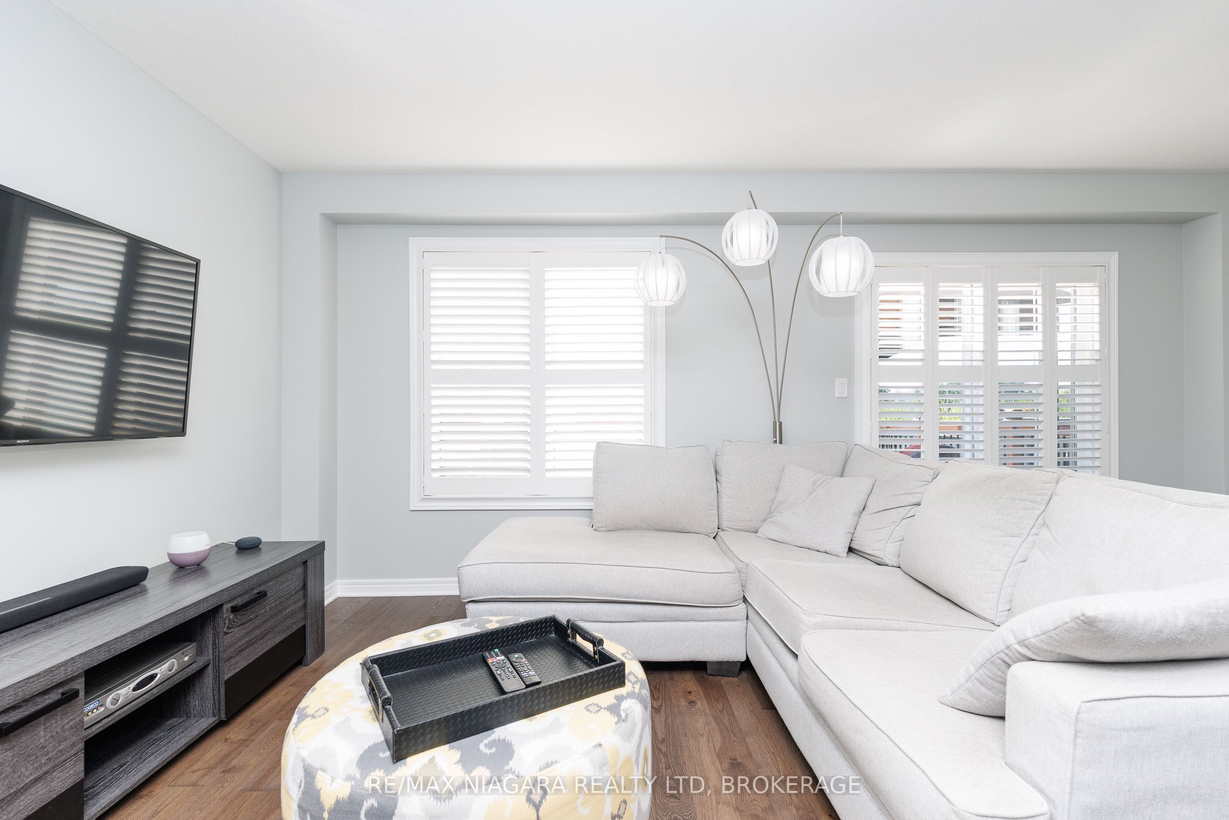 6610 Mary Drive, Niagara Falls, ON L2H 0B5 photo 5