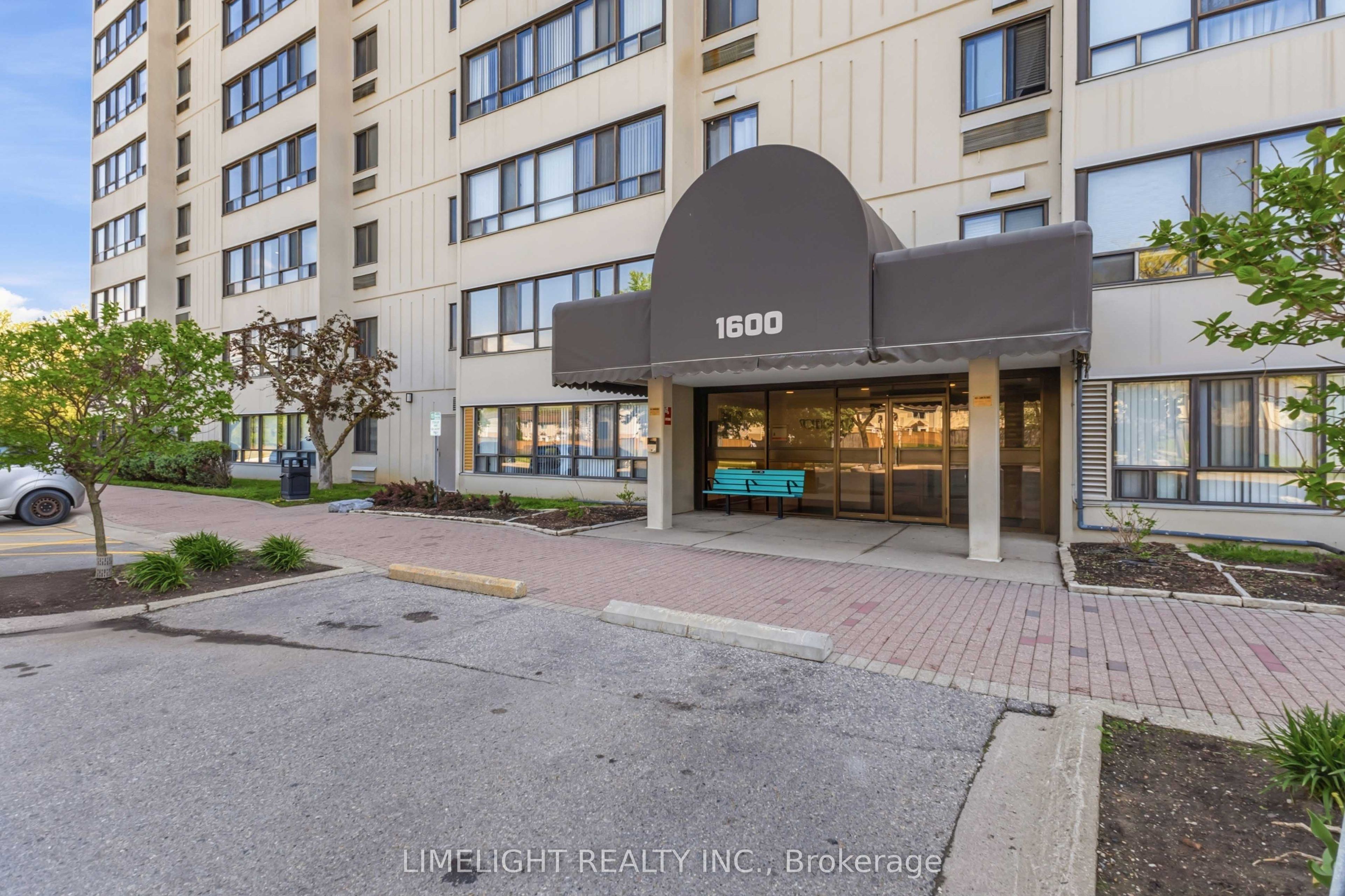 1600 Adelaide Street N 210, London North, ON N5X 3H6 photo 2