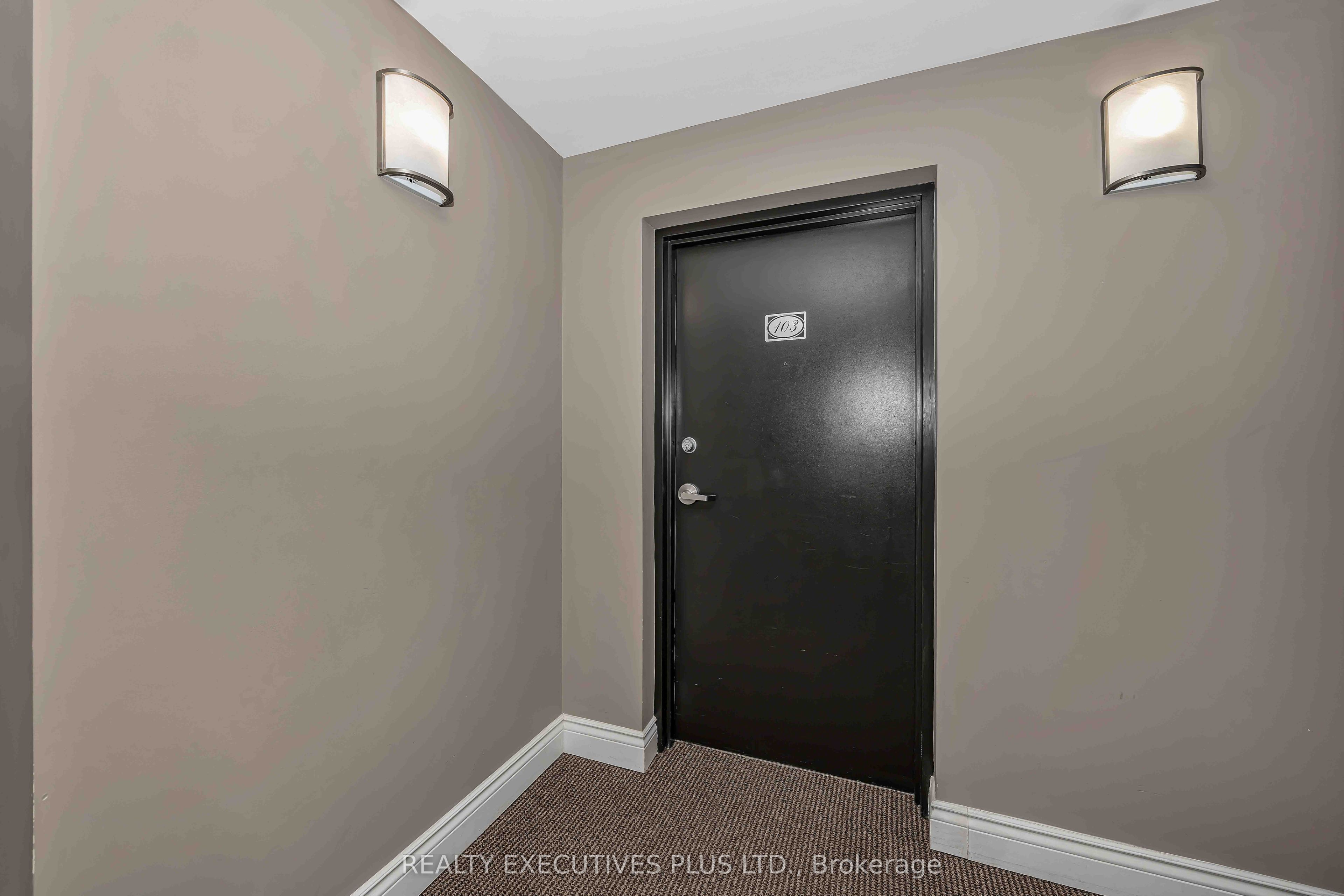 2376 Albert Street 103, Clarence-Rockland, ON K4K 0C5 photo 4