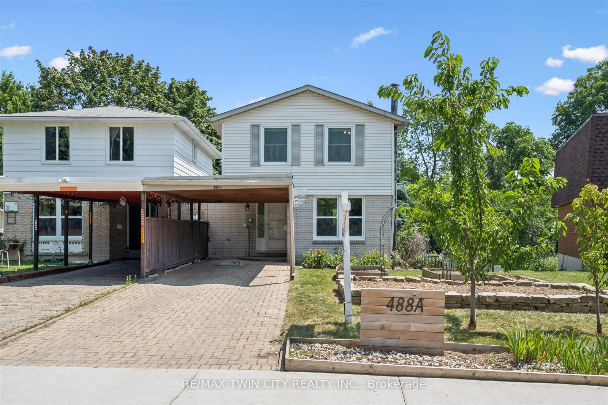 488 Glenelm Crescent A, Waterloo, ON N2L 5C8 photo 4