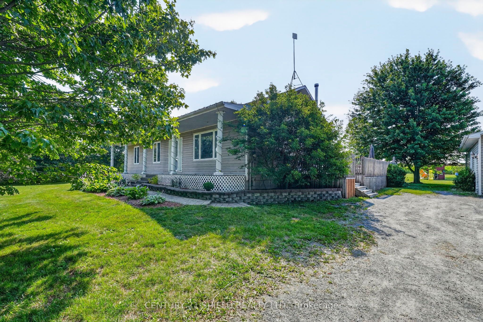 17614 Bloomington Road, North Stormont, ON K0C 1T0