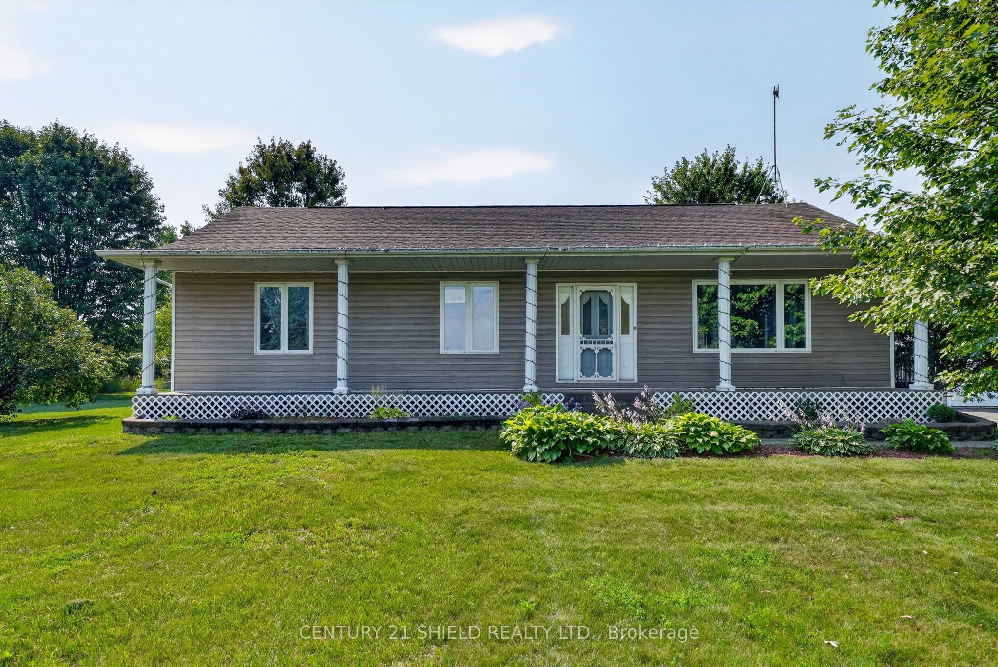 17614 Bloomington Road, North Stormont, ON K0C 1T0 photo 3