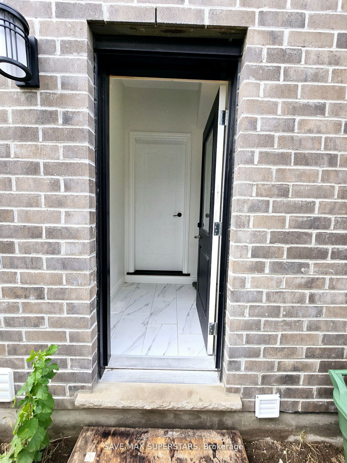 201 Roy Mcdonald Drive Lower, London South, ON N6L 0J1 photo 3