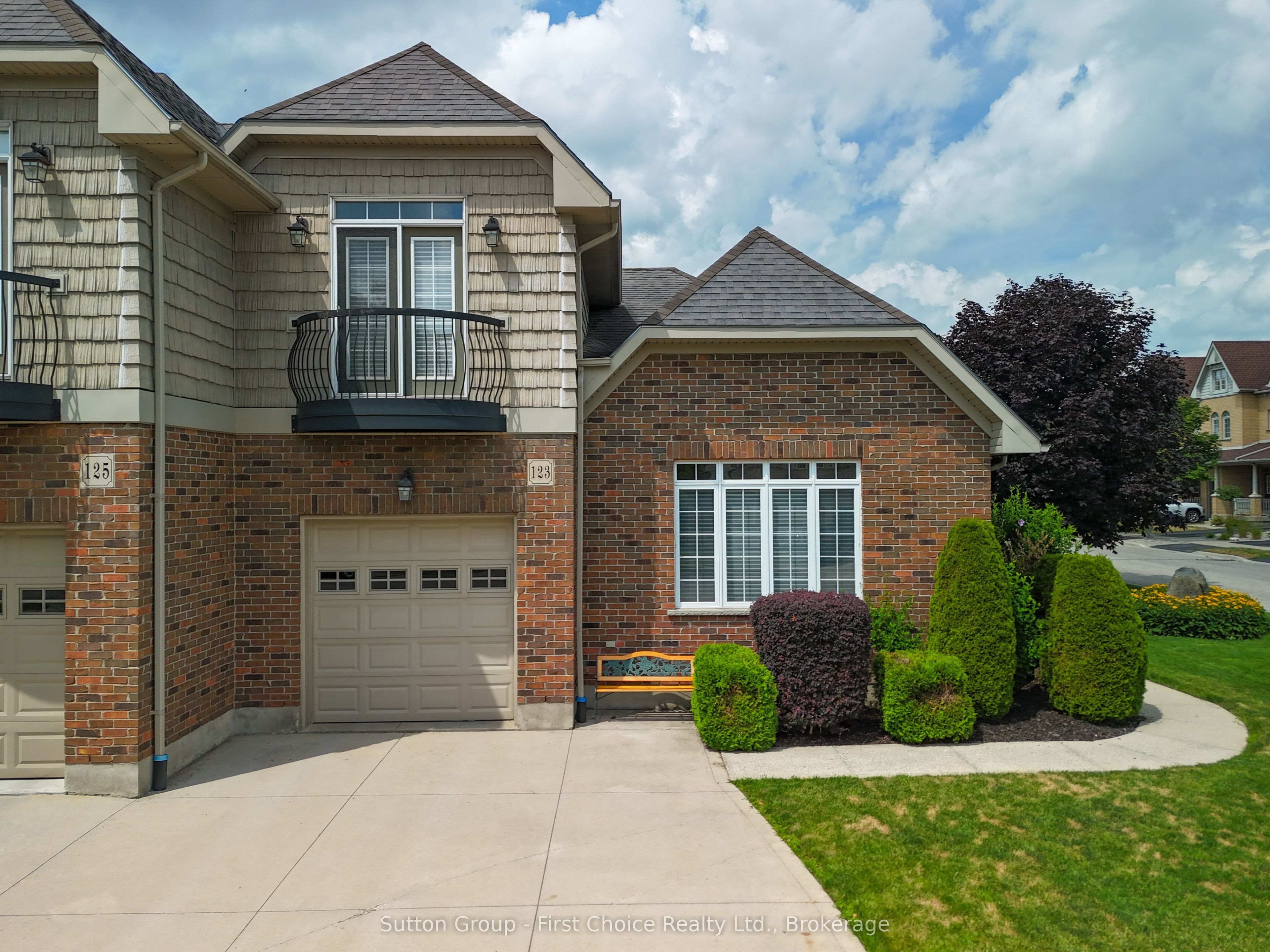 123 Long Drive, Stratford, ON N5A 7Y9
