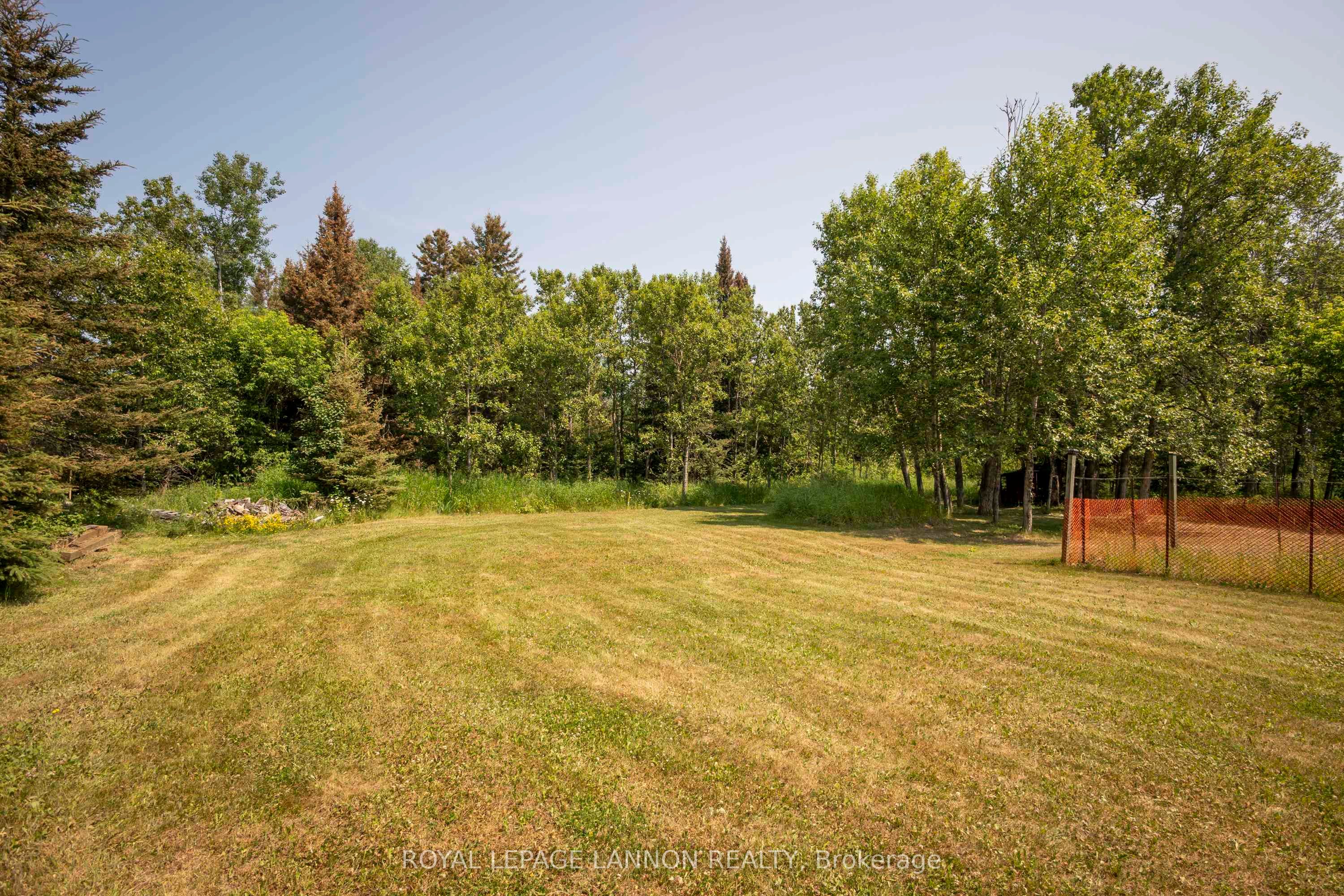 1312 John Street Rd, Thunder Bay, ON P7B 2A3 photo 4