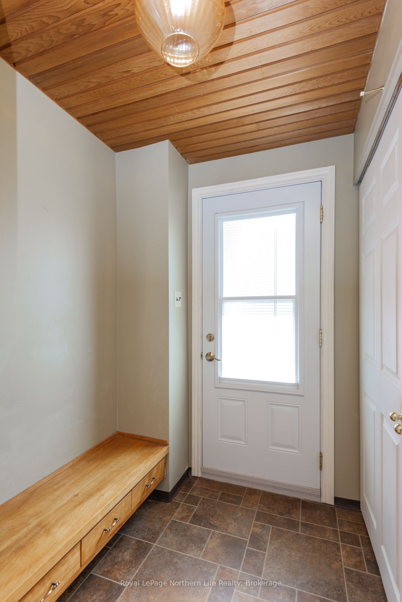 1319 Clarence Street, North Bay, ON P1B 3W6 photo 4