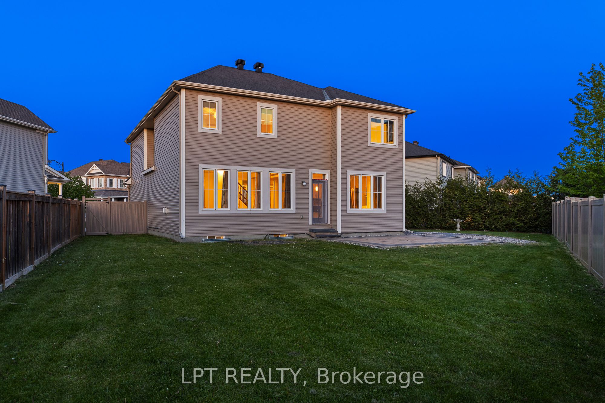 67 BRISTLING Crescent, Barrhaven, ON K2G 6C2 photo 3