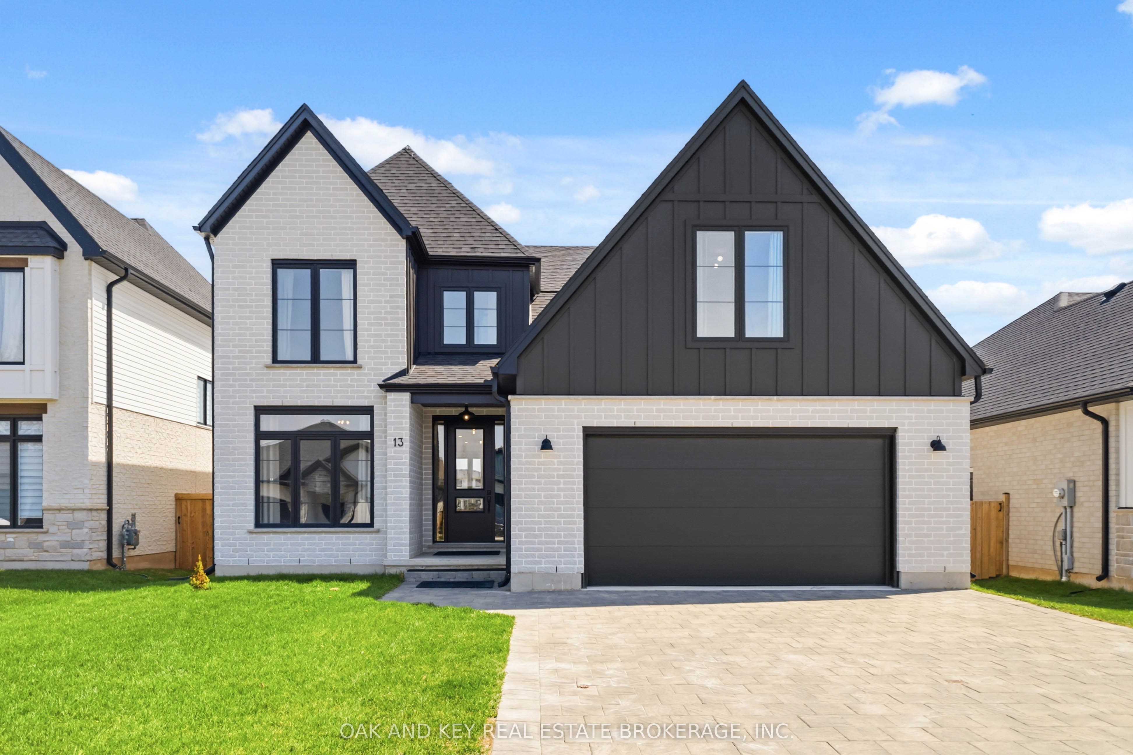 13 BRISCOE Crescent, Strathroy-Caradoc, ON N7G 0G3