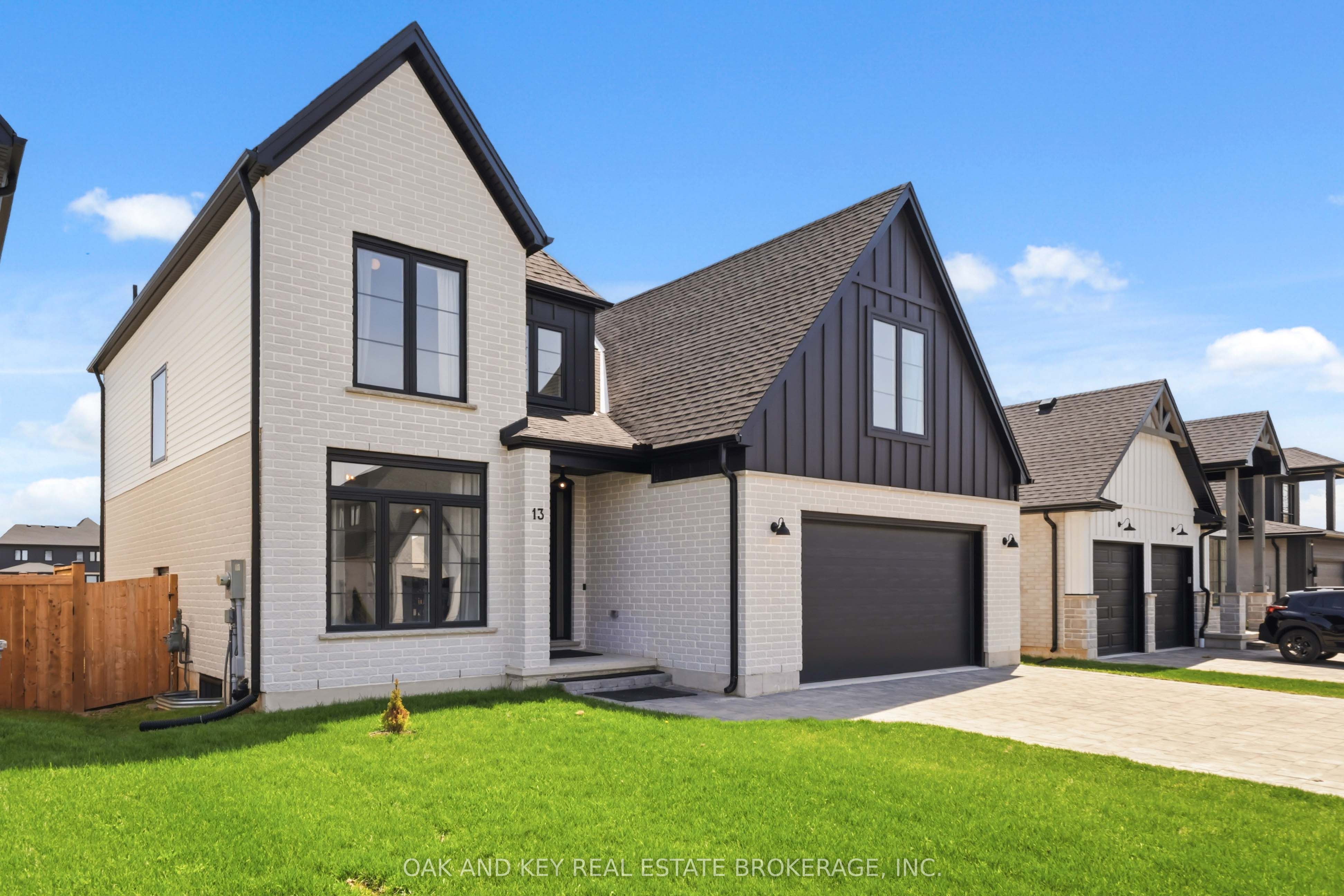 13 BRISCOE Crescent, Strathroy-Caradoc, ON N7G 0G3 photo 4