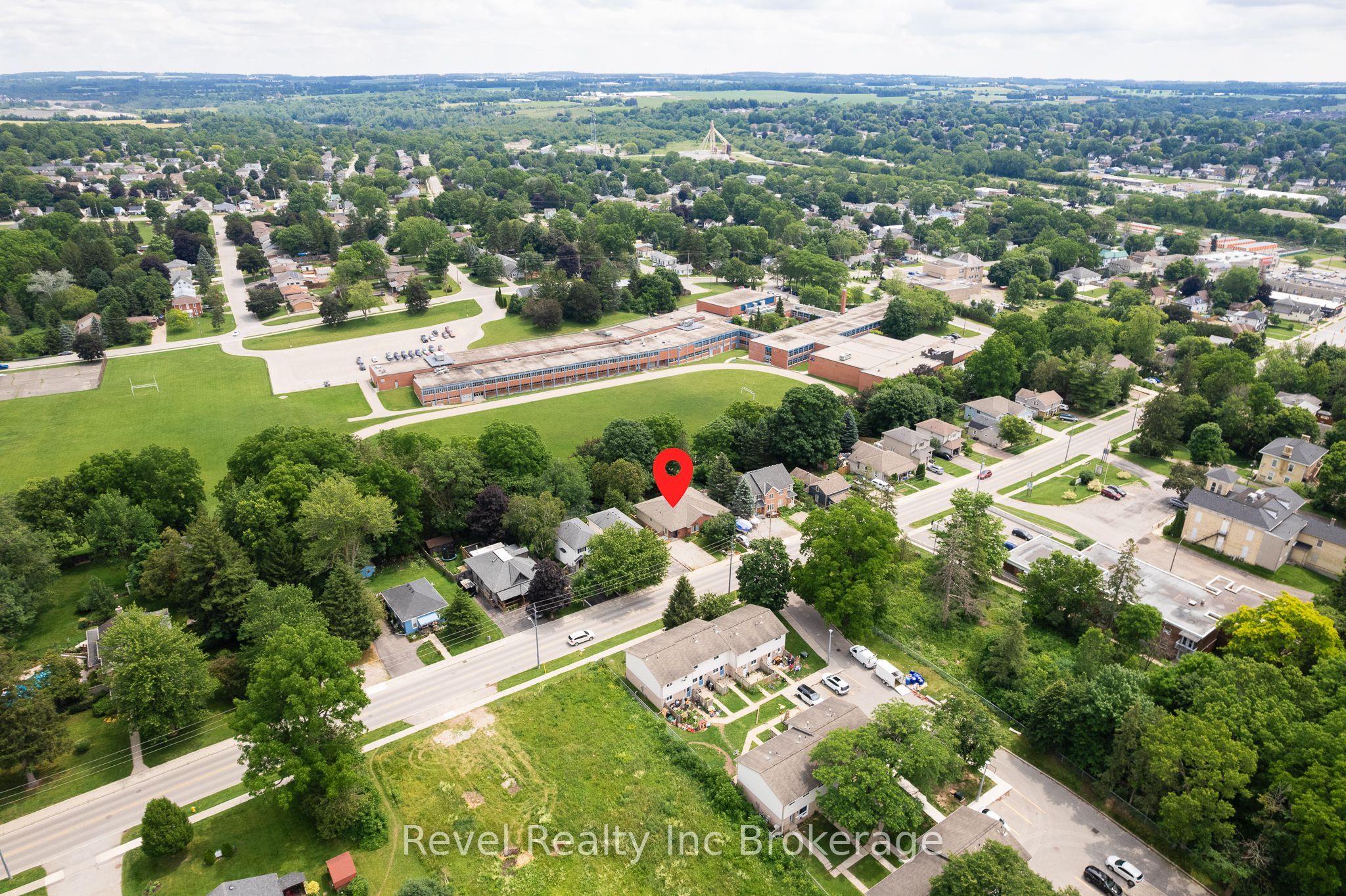 234 Thames Street N, Ingersoll, ON N5C 3E4 photo 2
