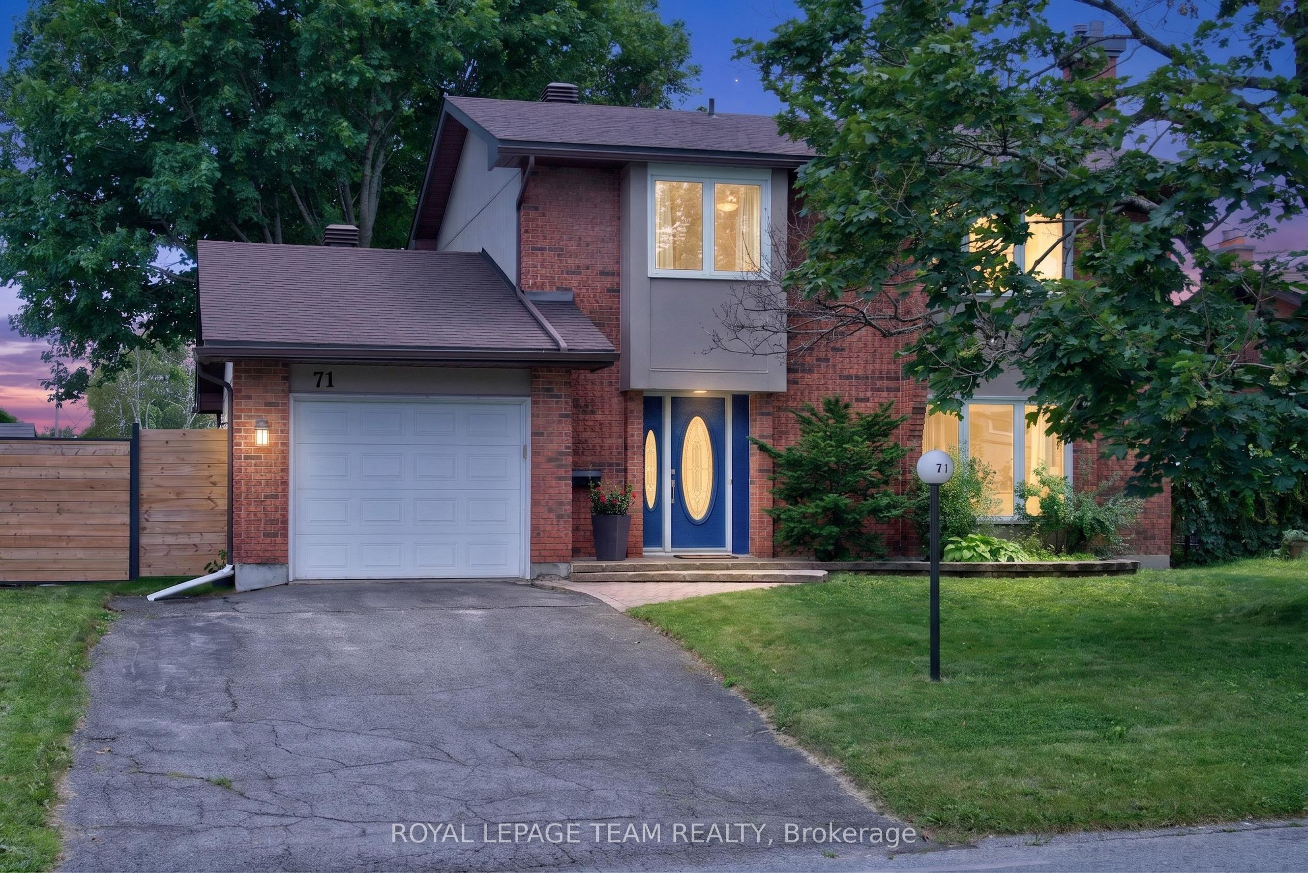71 Chimo Drive, Kanata, ON K2L 2B3 photo 2