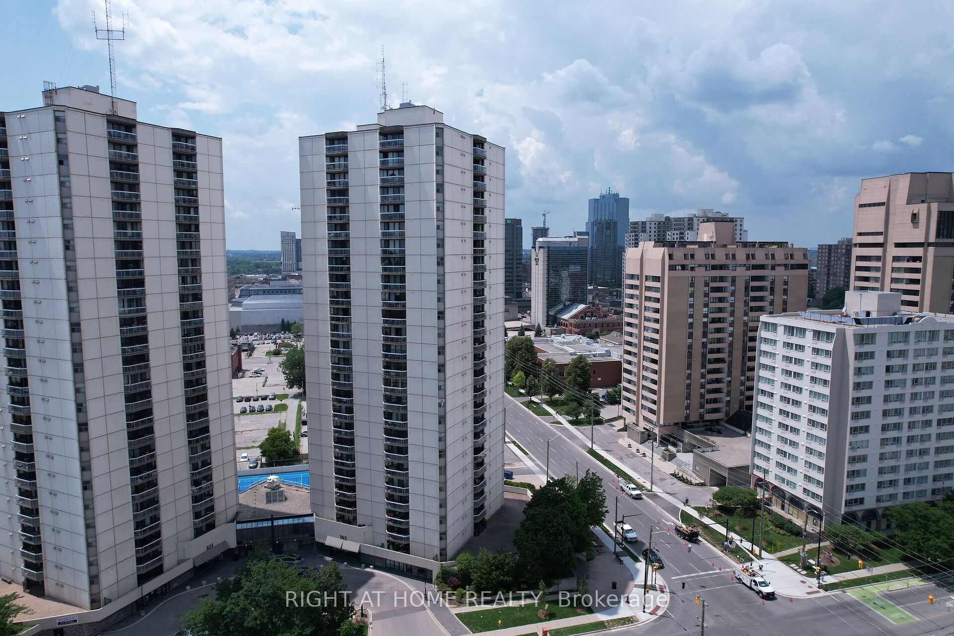 363 Colborne Street 905, London East, ON N6B 3N3 photo 5