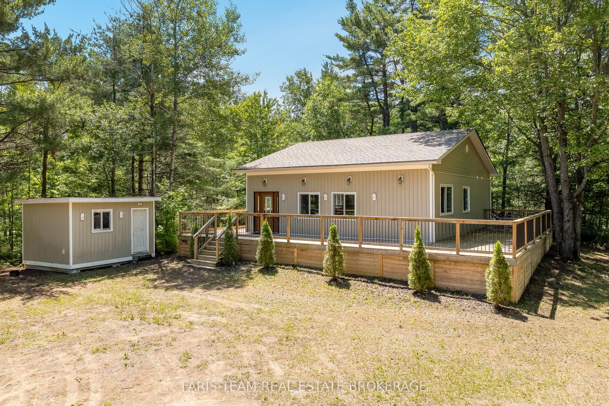 1226 Baseline Road, Gravenhurst, ON P0E 1N0 photo 2