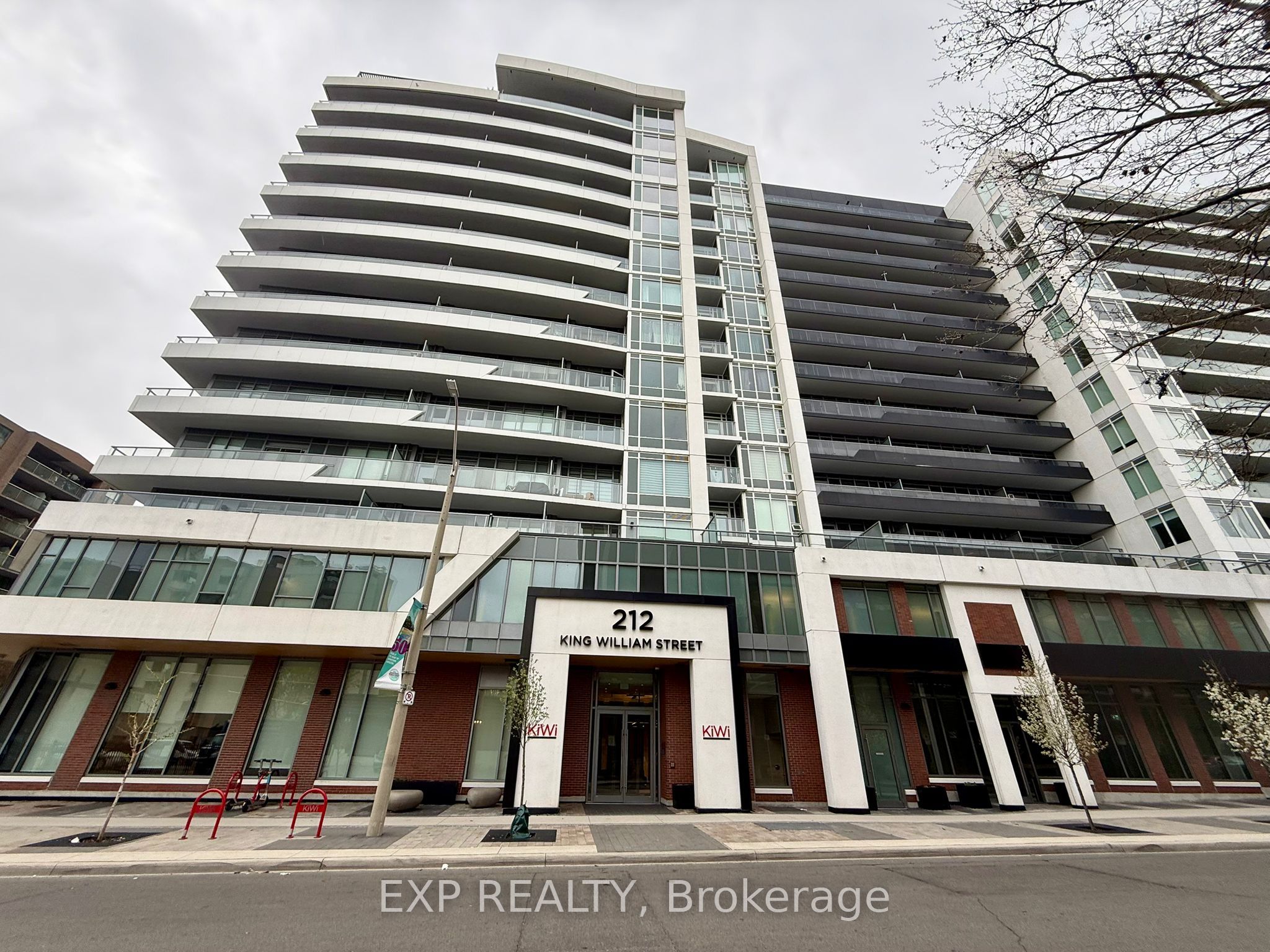 212 King William Street 1207, Hamilton, ON L8R 0A7 photo 5