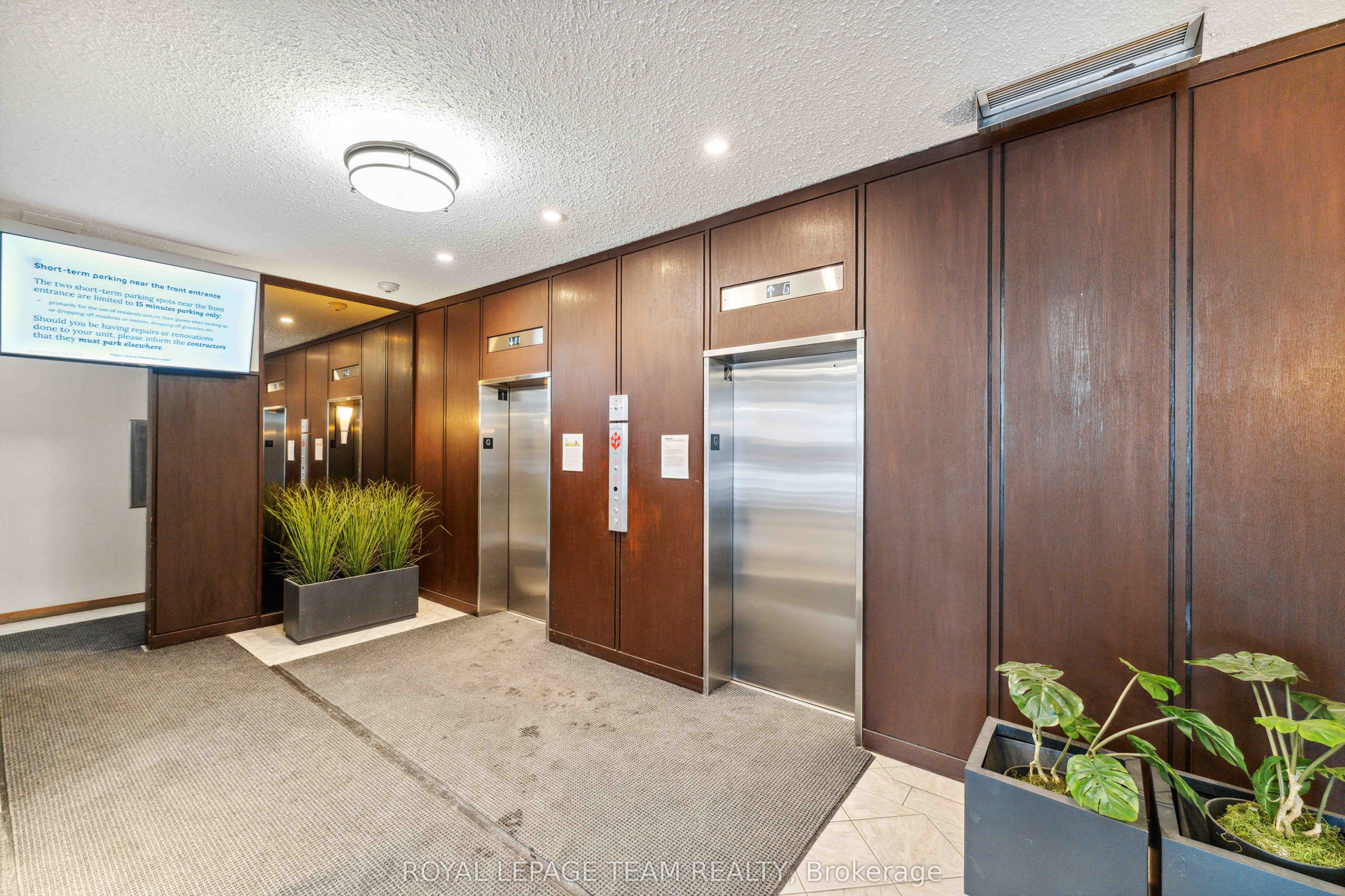 2951 Riverside Drive 306, Billings Bridge - Riverside Park and Area, ON K1V 8W6 photo 5