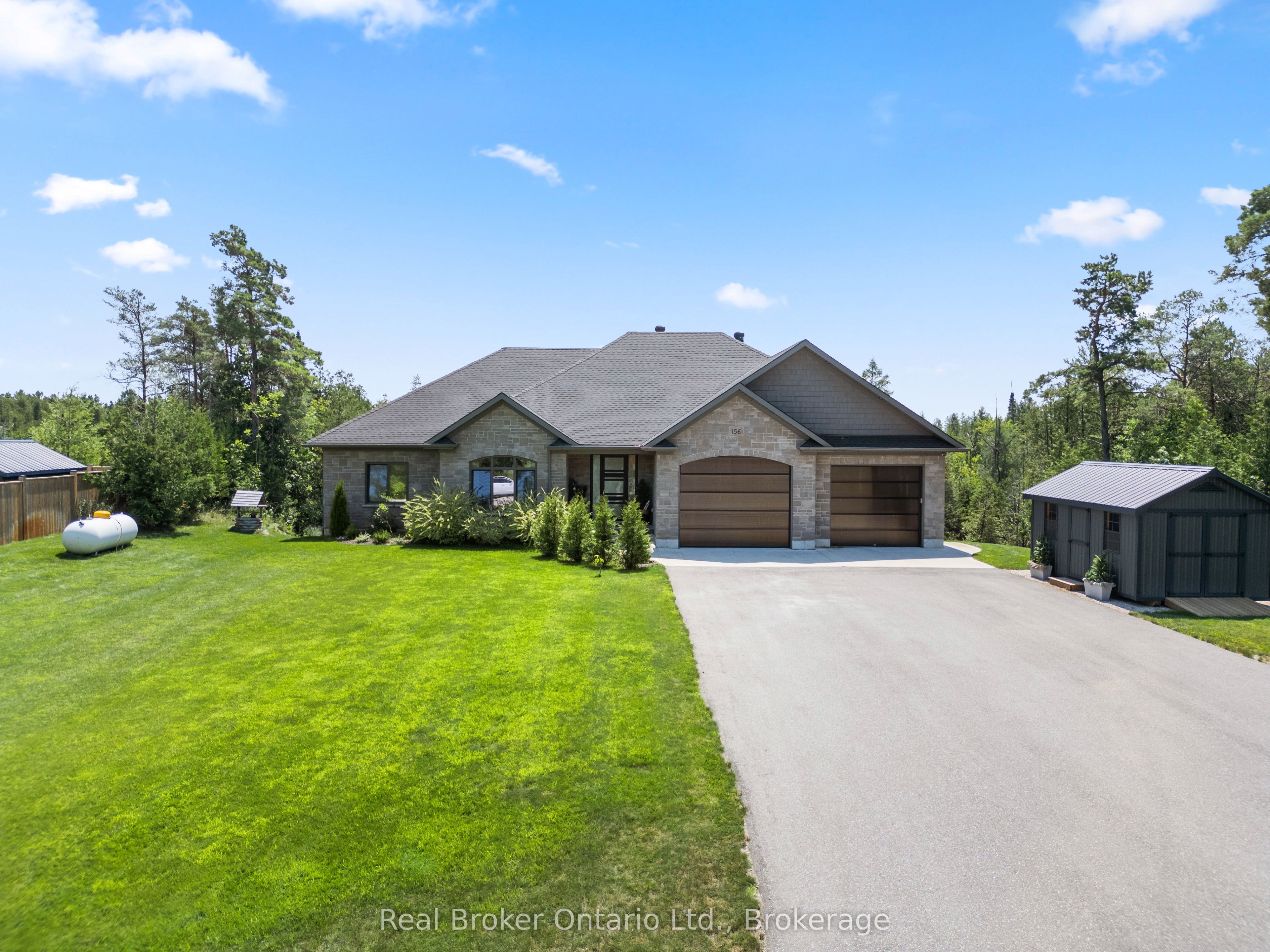 156 Pine View Drive, West Grey, ON N0G 1S0