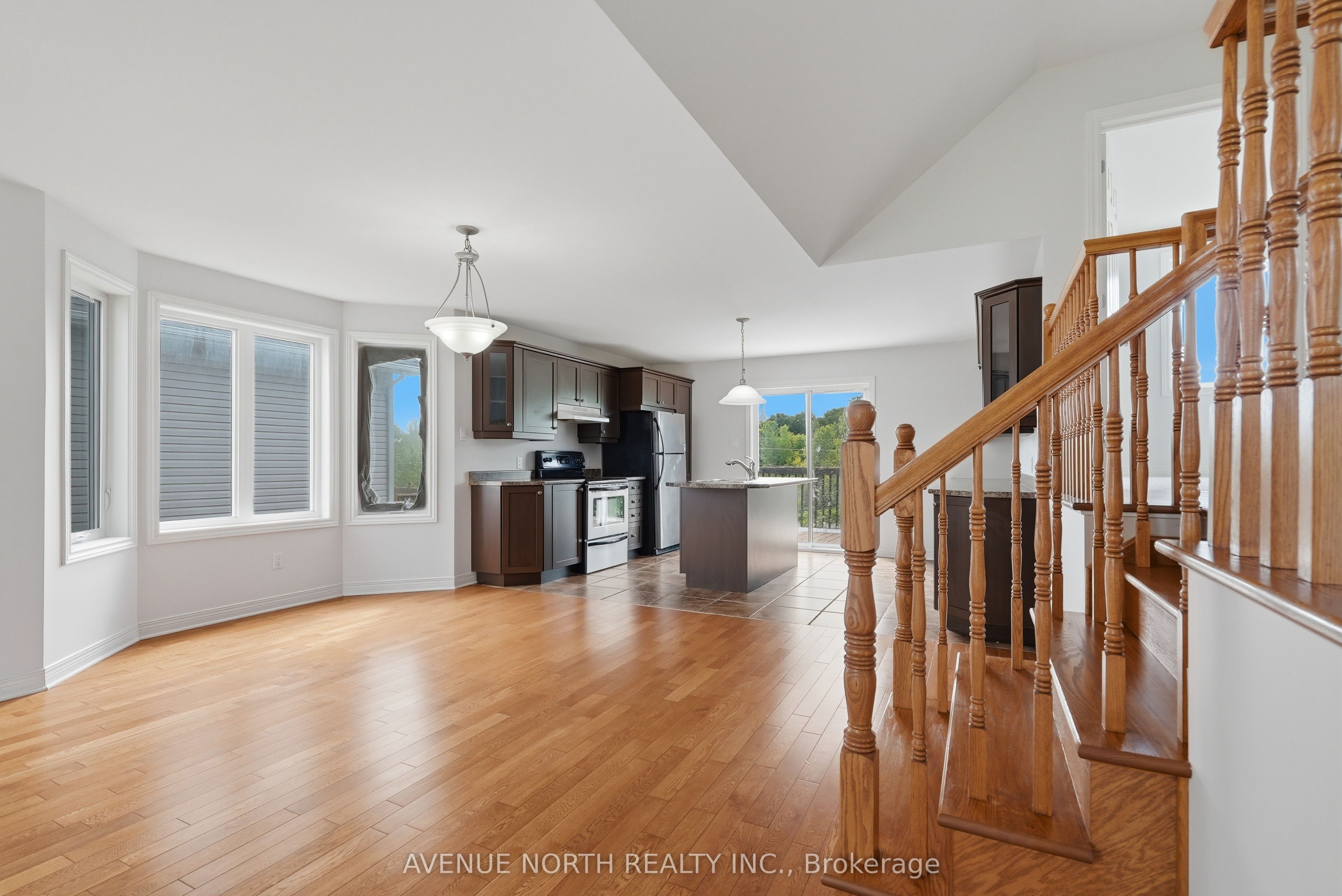 2101 Catherine Street, Clarence-Rockland, ON K4K 1H6 photo 4