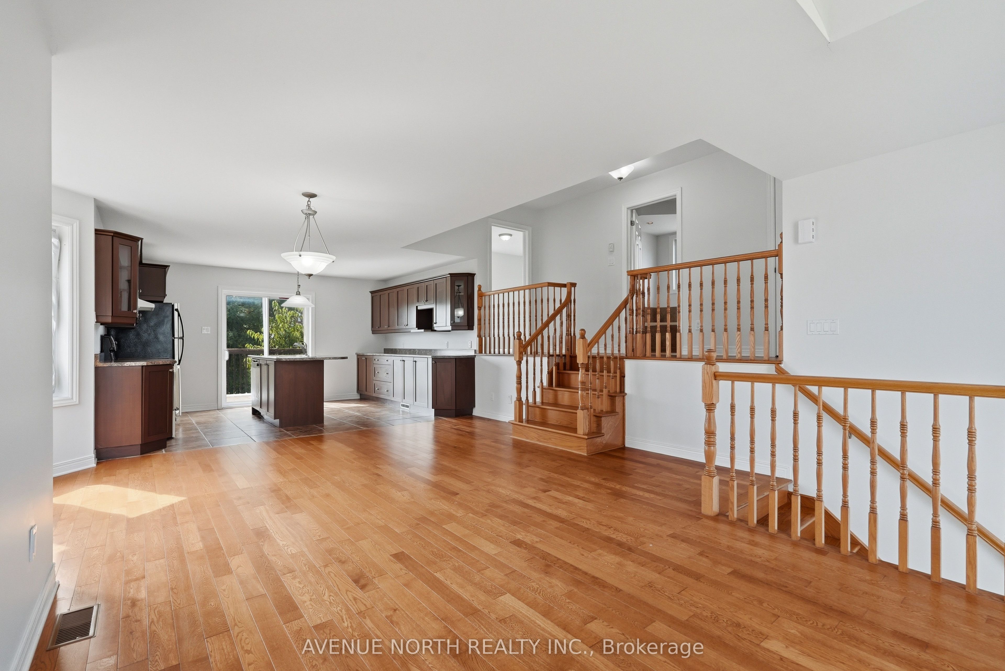 2101 Catherine Street, Clarence-Rockland, ON K4K 1H6 photo 5