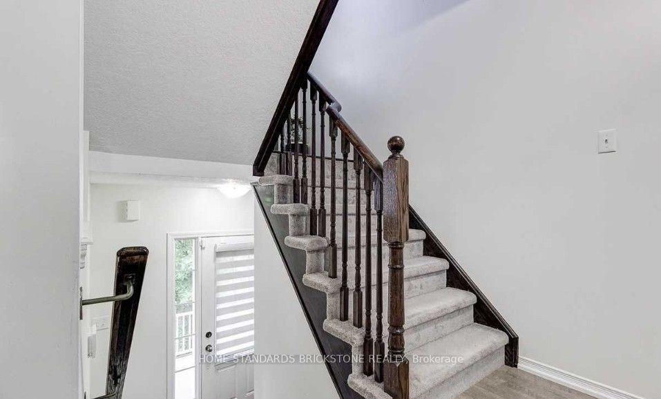 7 Sirente Drive 25, Hamilton, ON L9A 0B4 photo 5