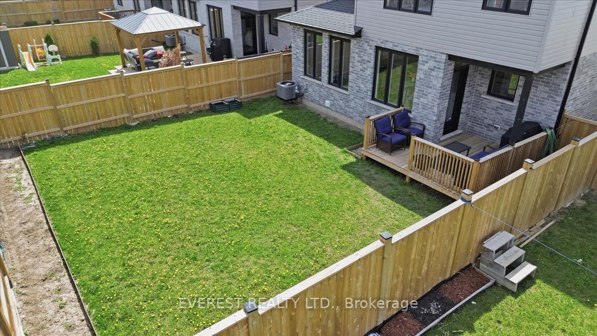 2149 Tokala Trail, London North, ON N6G 0Z7 photo 4