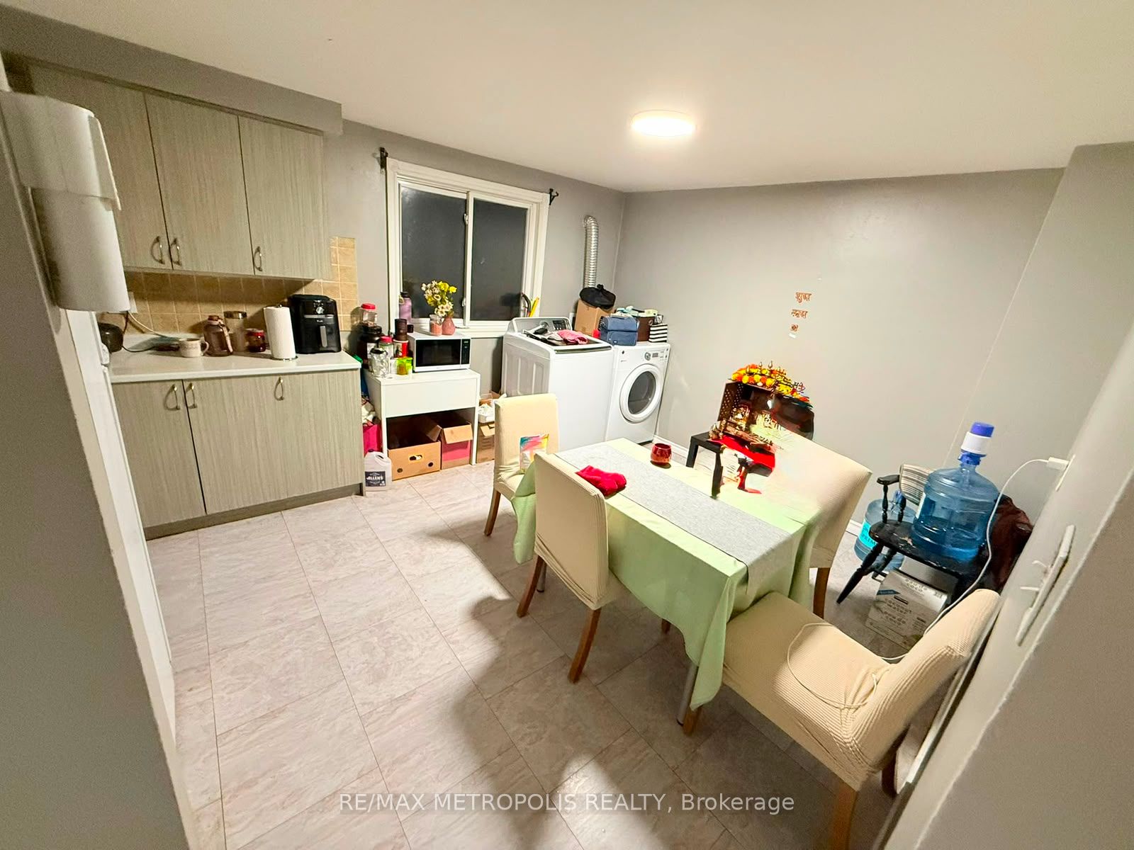 152 Woodside Avenue Main, Cambridge, ON N1S 3Y1 photo 3