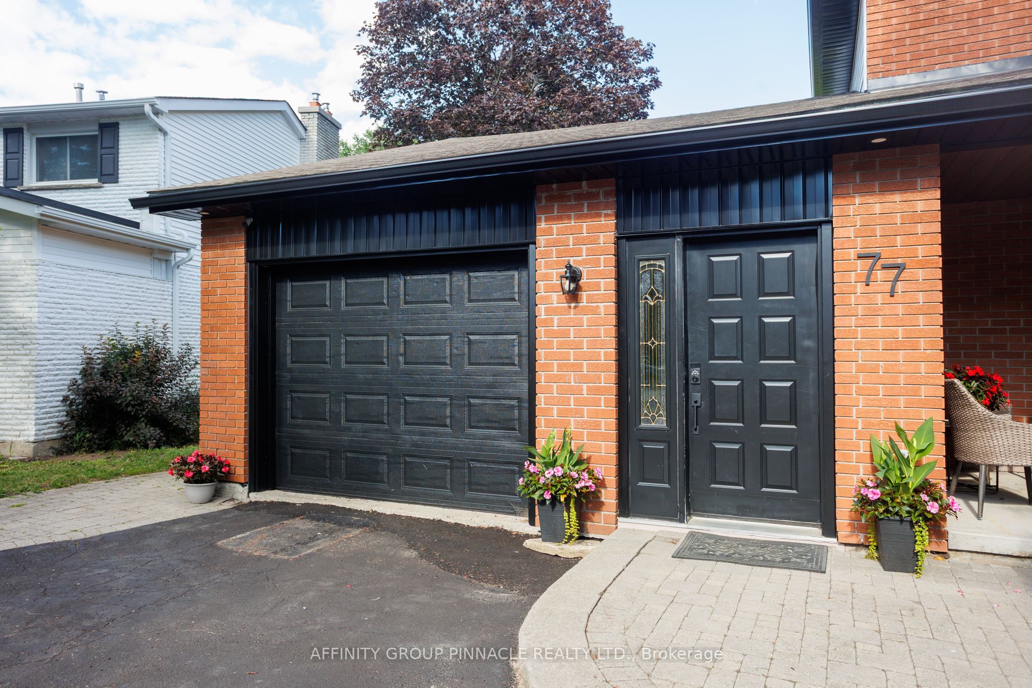 77 Sanderling Crescent, Kawartha Lakes, ON K9V 4N4 photo 2