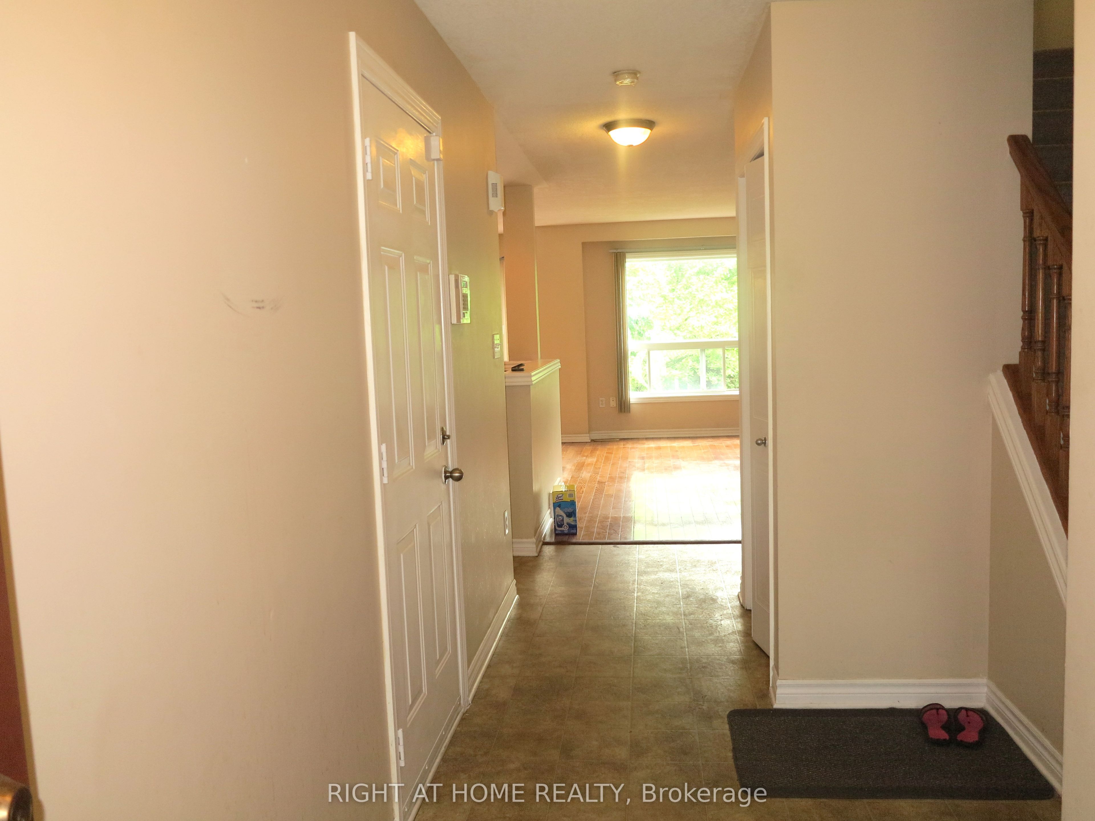 692 Oakcrossing Road, London North, ON N6H 5V9 photo 2