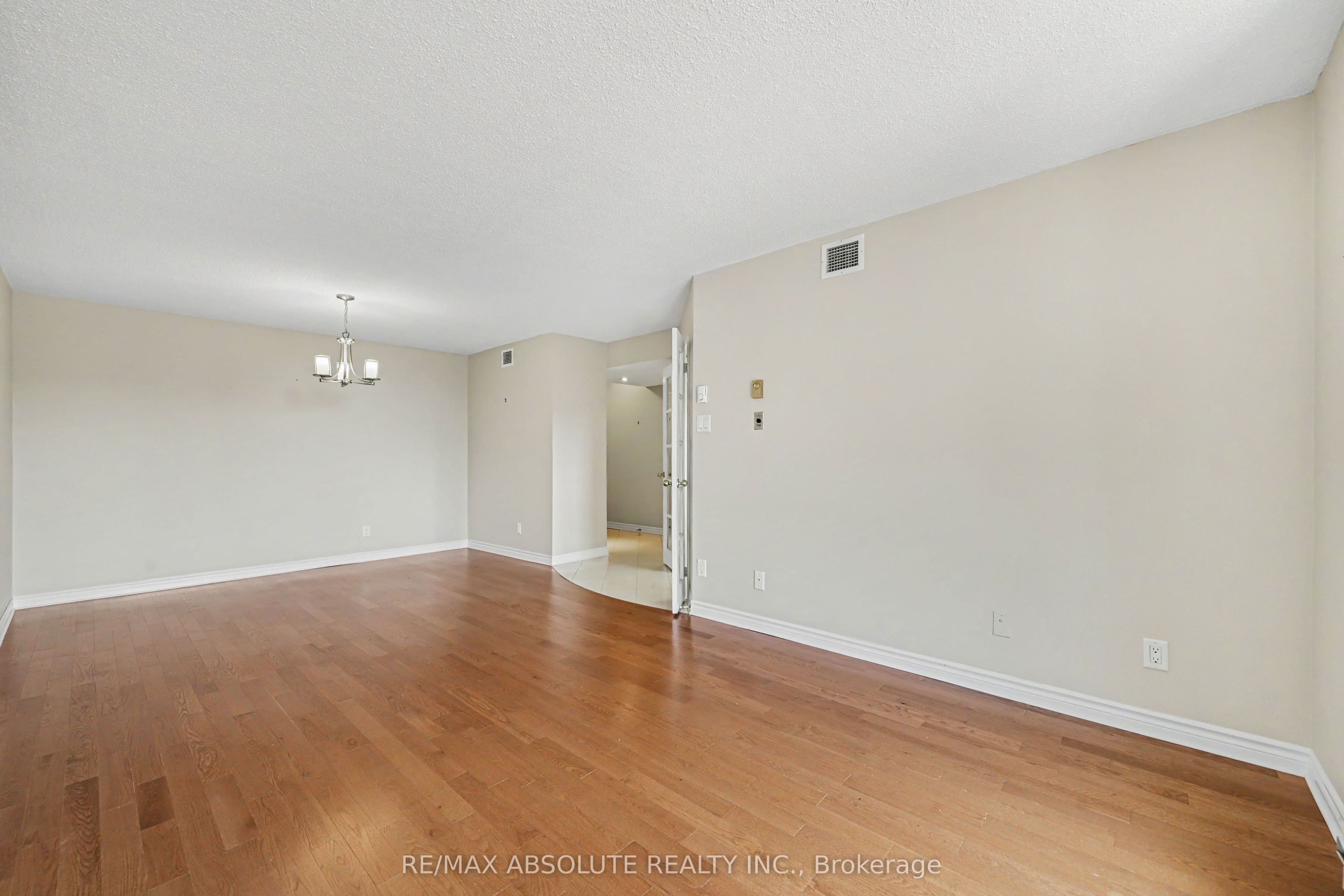 1705 Playfair Drive 1208, Alta Vista and Area, ON K1H 8P6 photo 4